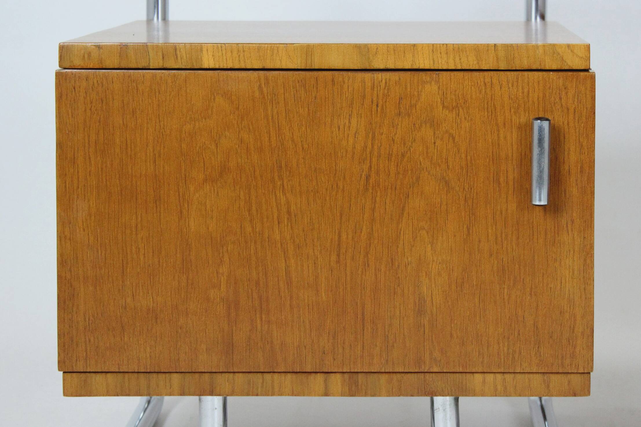 Restored Bauhaus Bedside Tables by Hynek Gottwald, 1930s, Set of 2