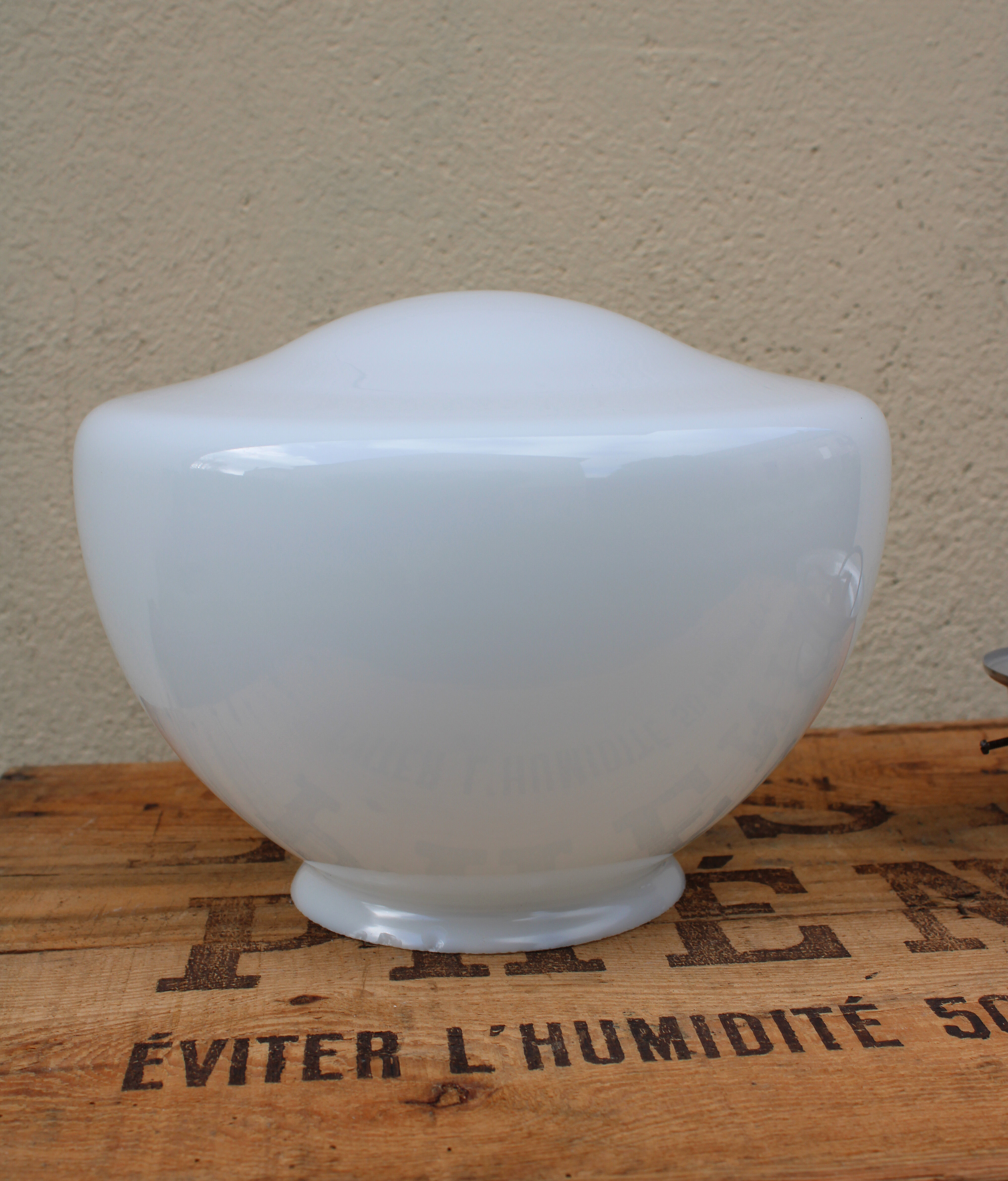 Opaline ceiling light