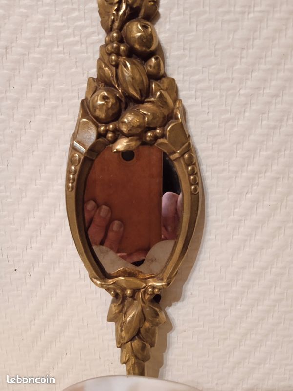 Lot 2 Vintage Wall Lamps