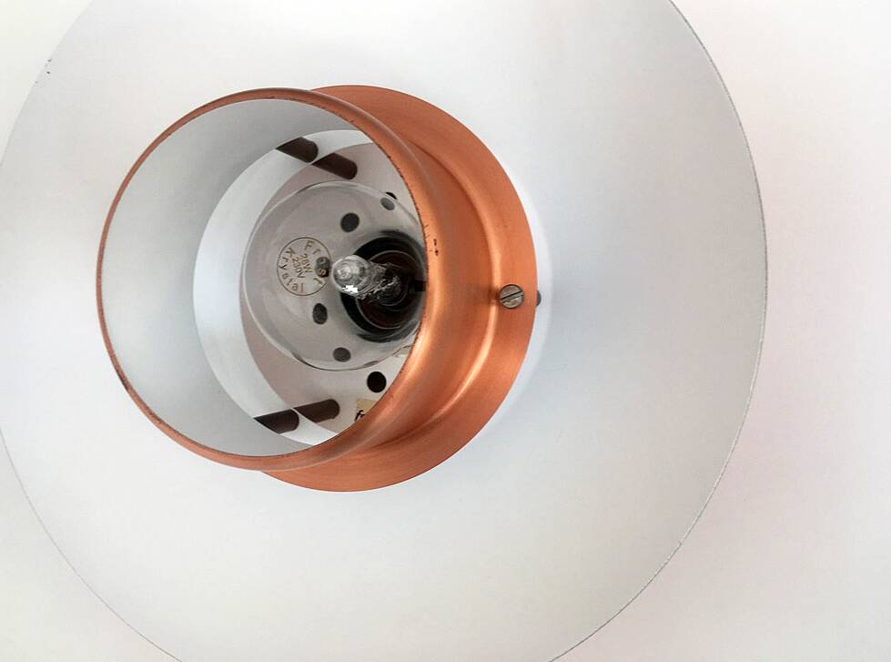 Pendant light in copper and beige layers, Denmark, 1960s.