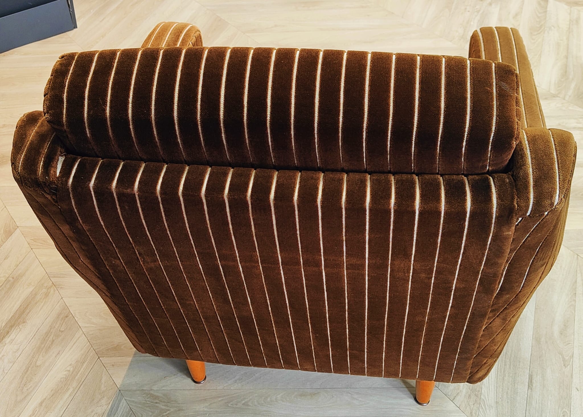 Two mid century armchairs vintage - set 2 chairs