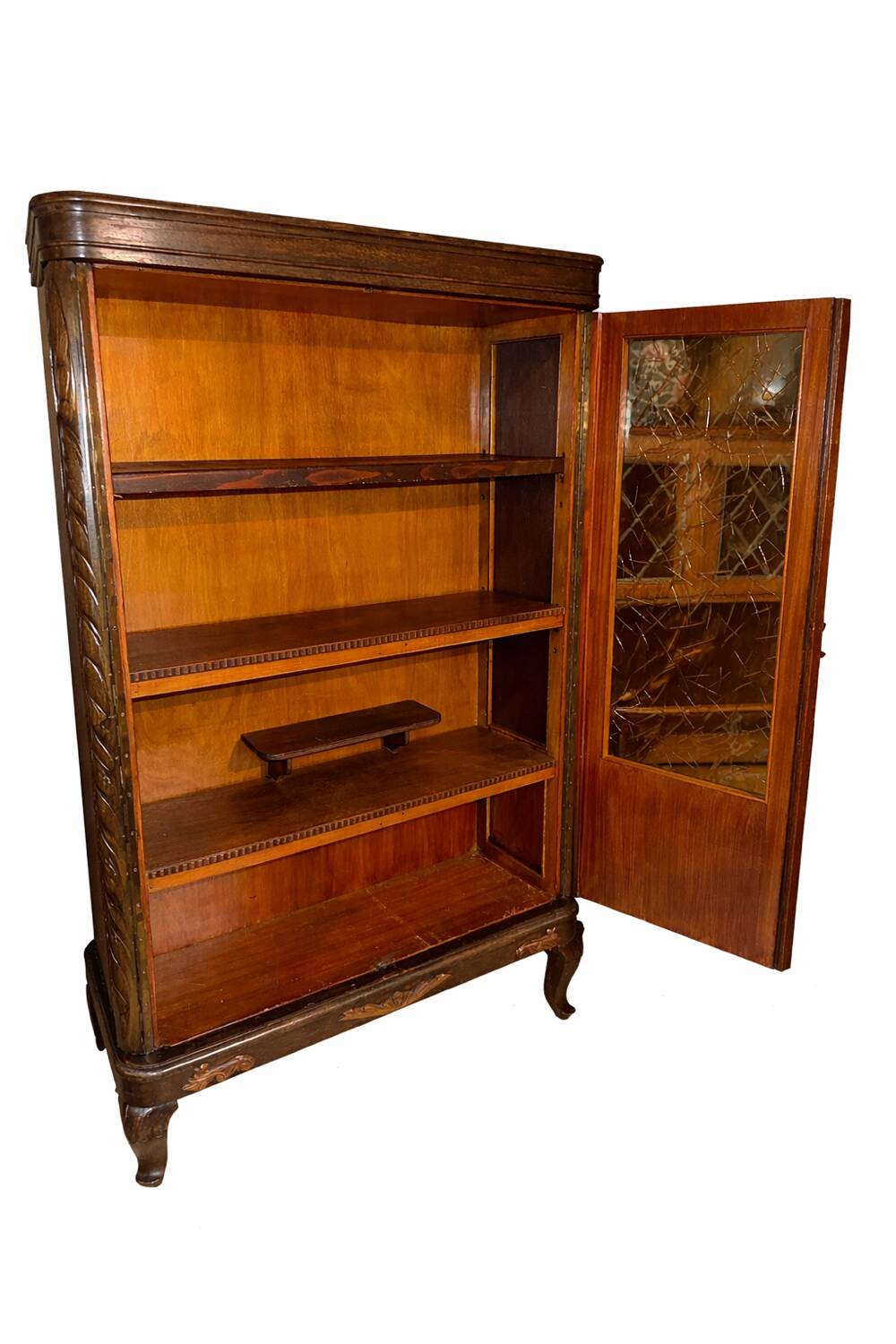 Art Deco display cabinet in oak with amber glass panels – 1930s
