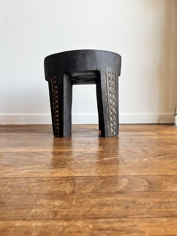 Bout de canapé tabouret massif en bois - table d'appoint- table de chevet