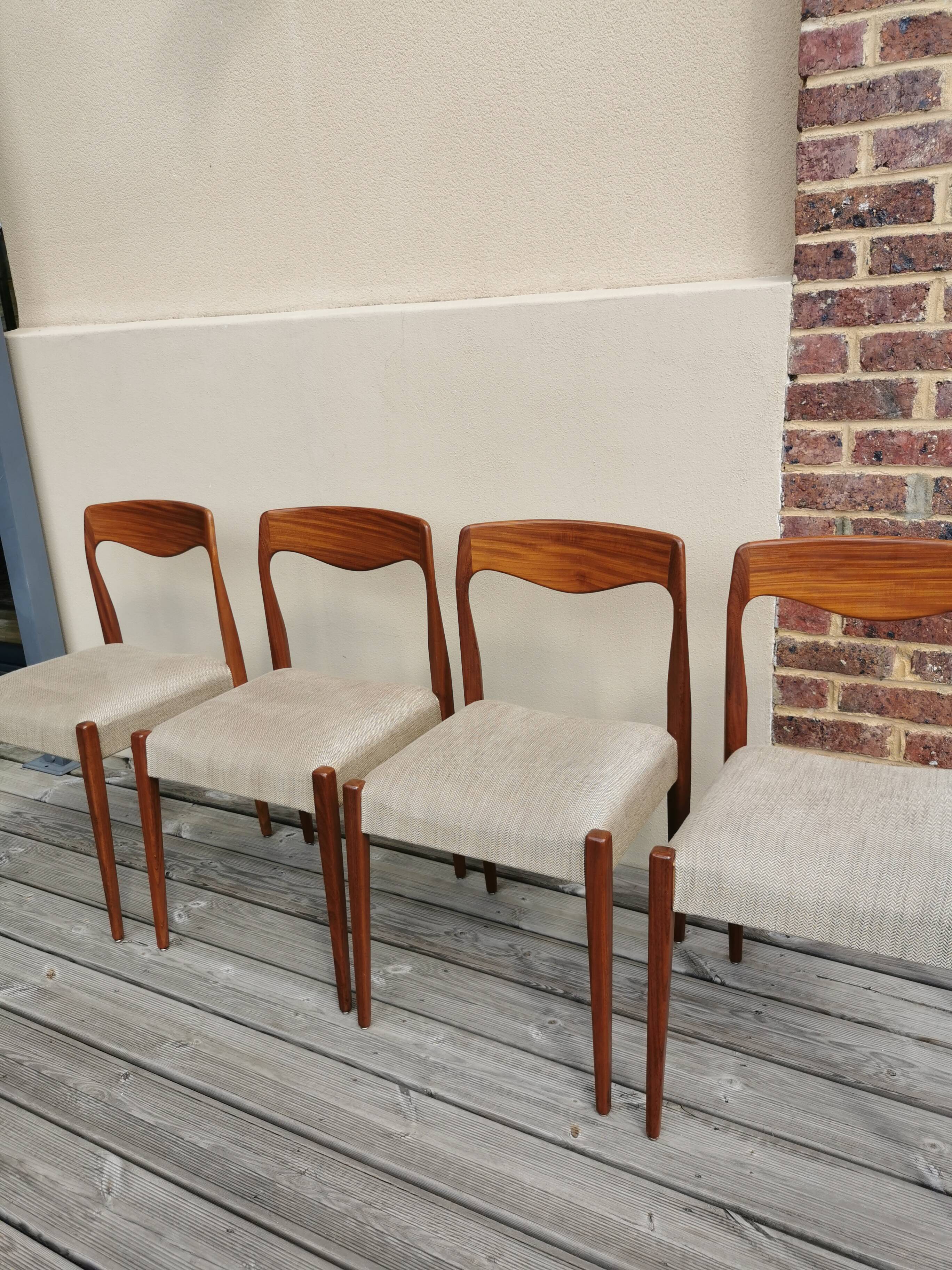 Set of rosewood chairs