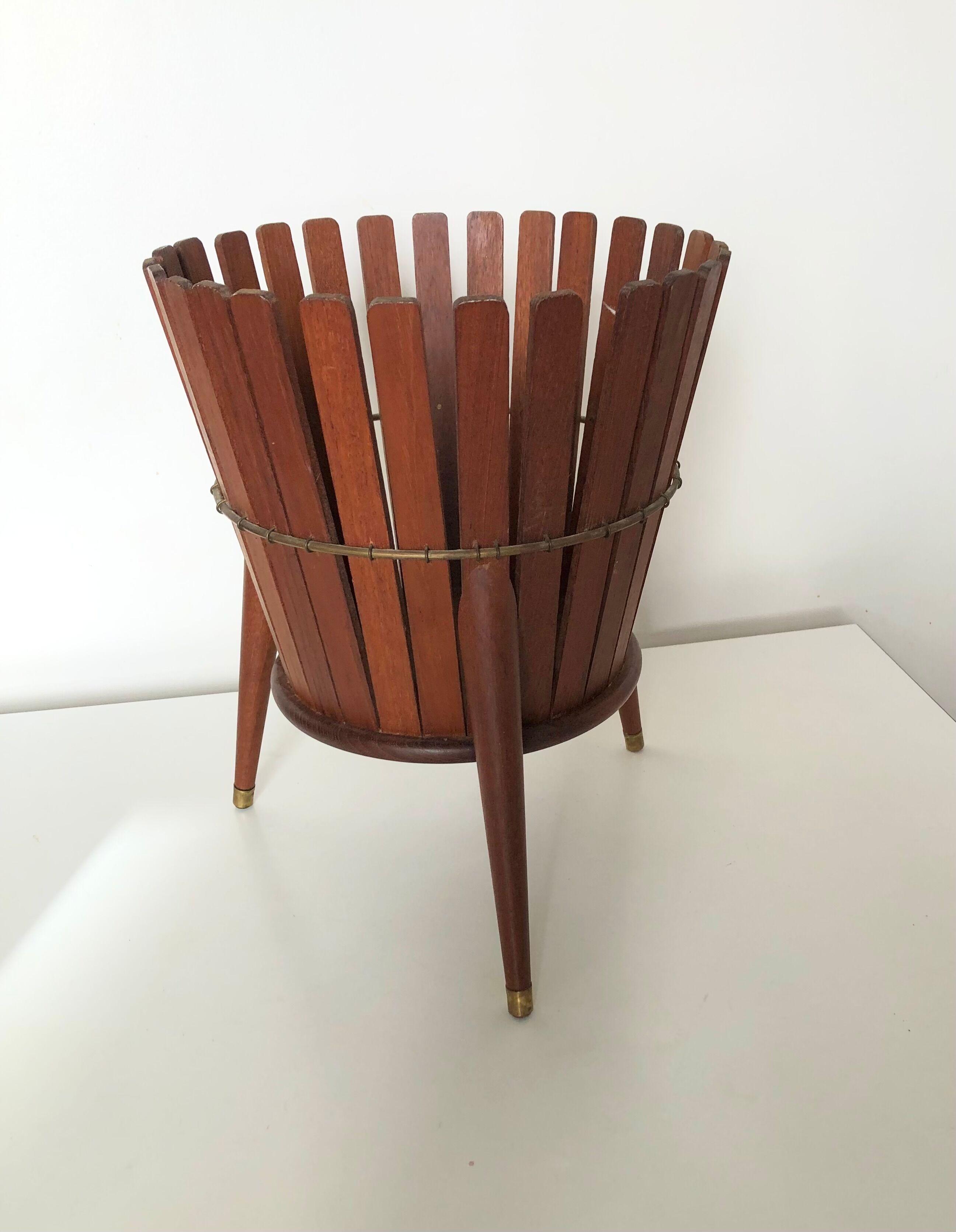 Scandinavian teak pot cover