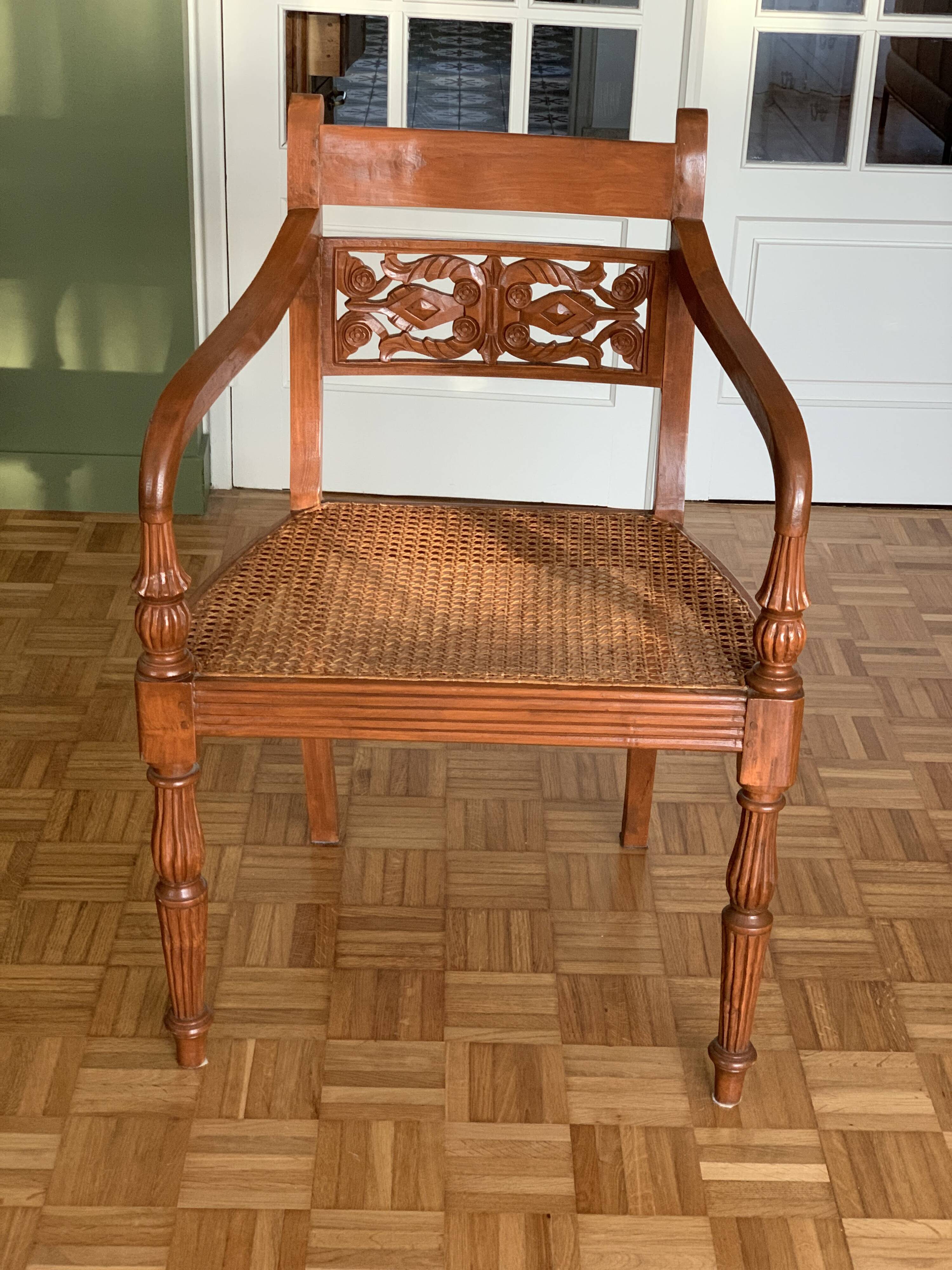 Fauteuil bois et cannage