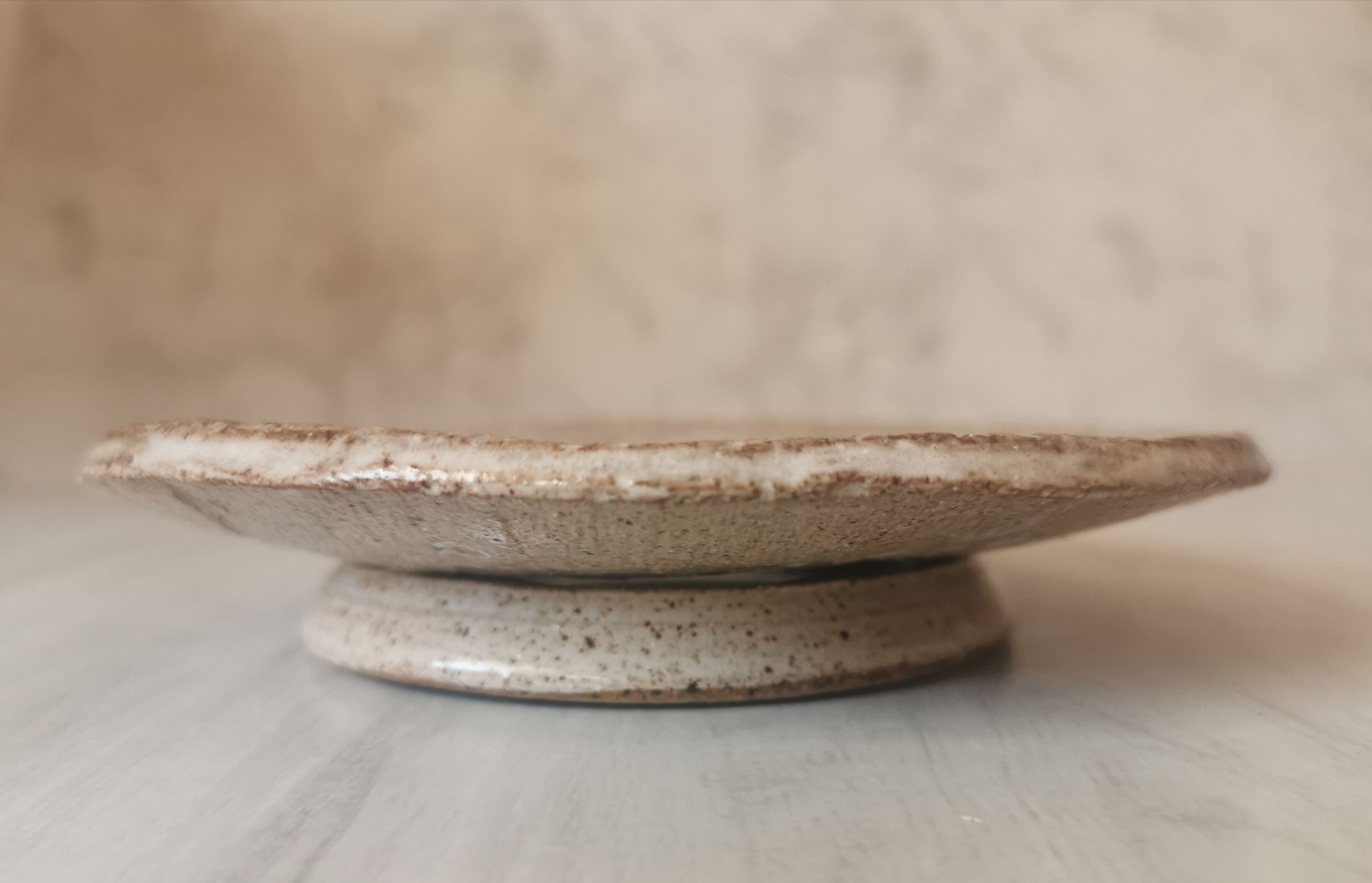 Ceramic pocket vacuum