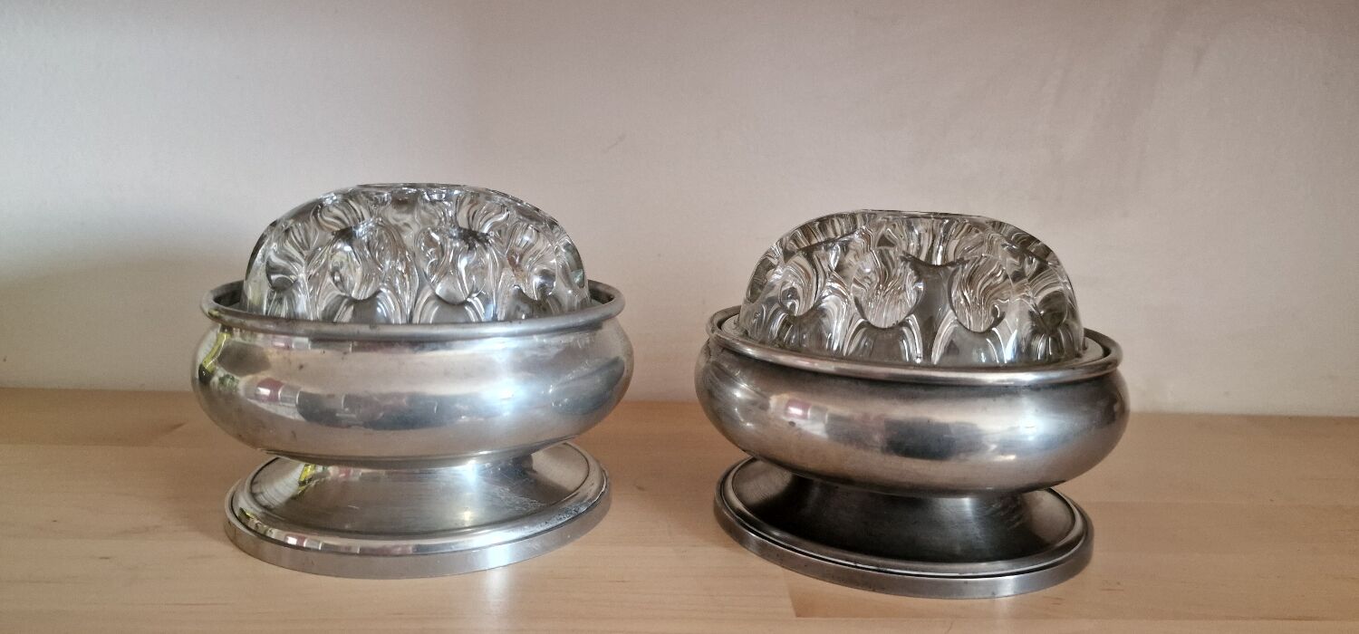 VMC glass and tin picflowers