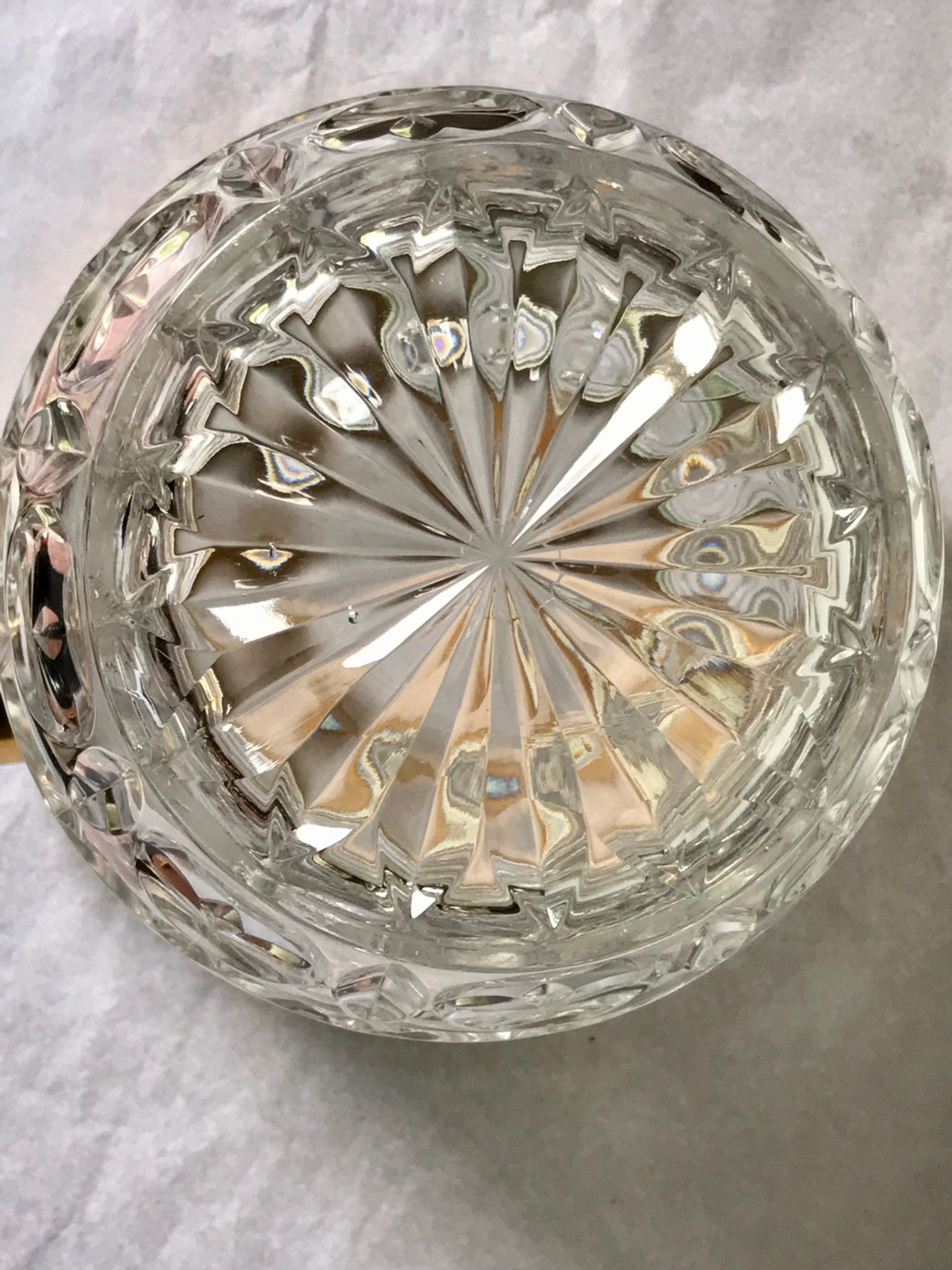 Champagne bucket in cut crystal, neck and brass handles