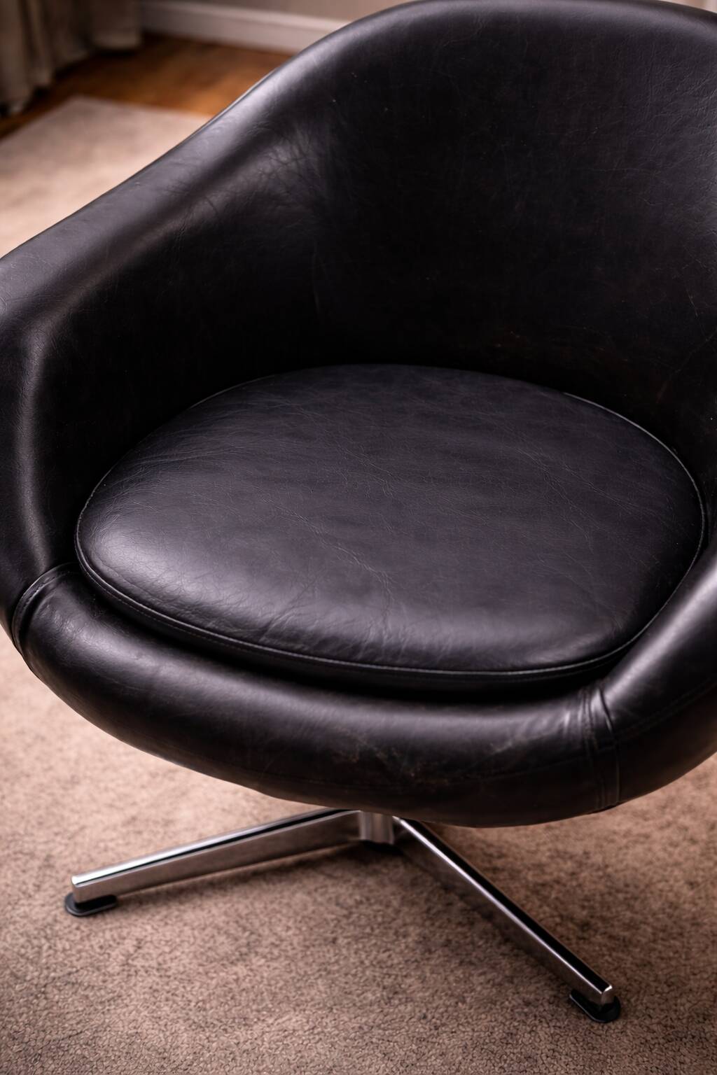 Vintage Pair of Galon Swivel Armchairs — Second Half of the 20th Century