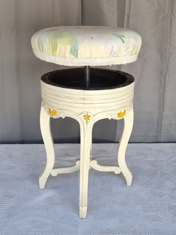 Tabouret tapissier ancien ''a vis