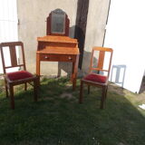 Toilet table