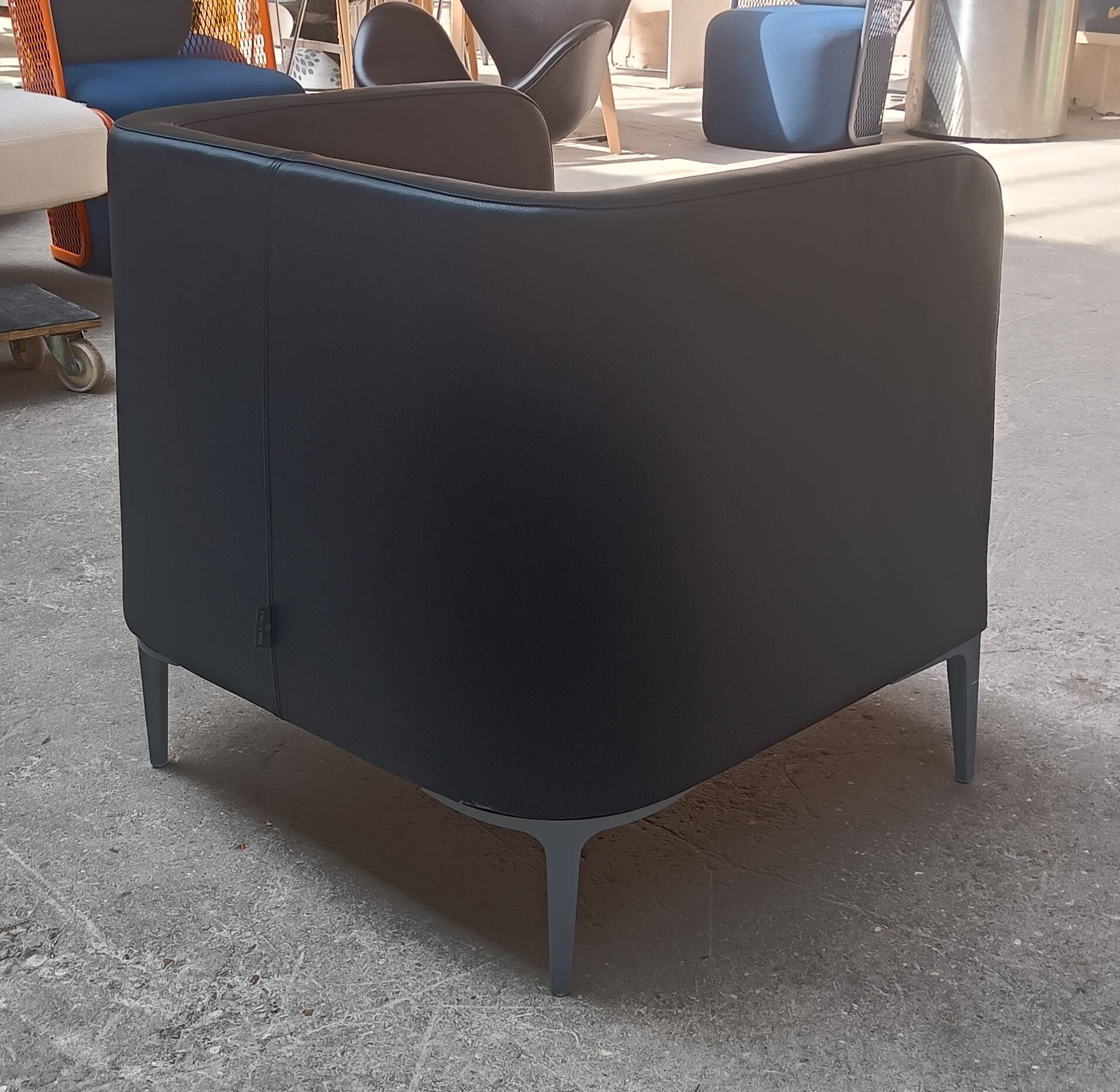 Black segis armchair