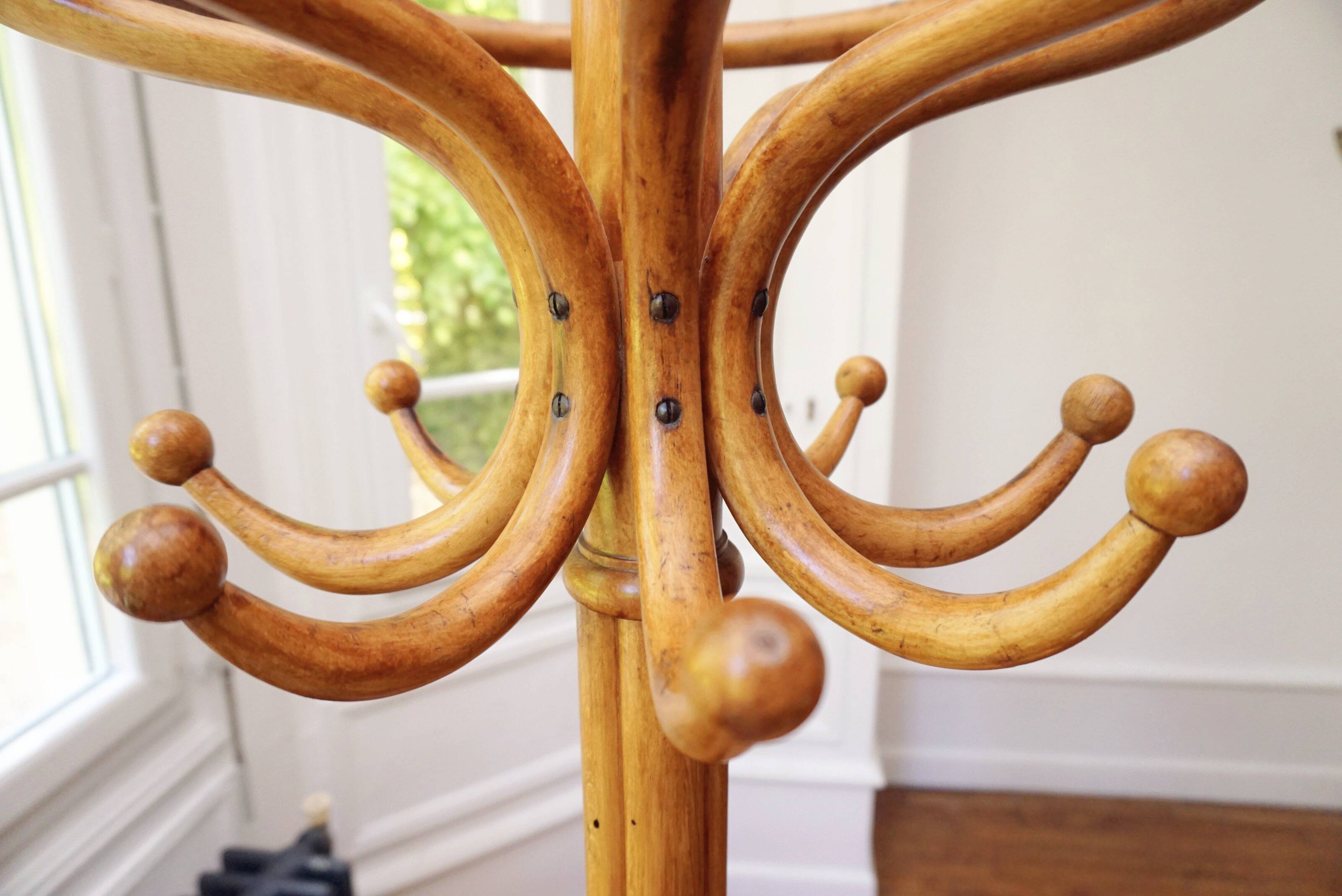 Coat rack Parrot Thonet bentwood