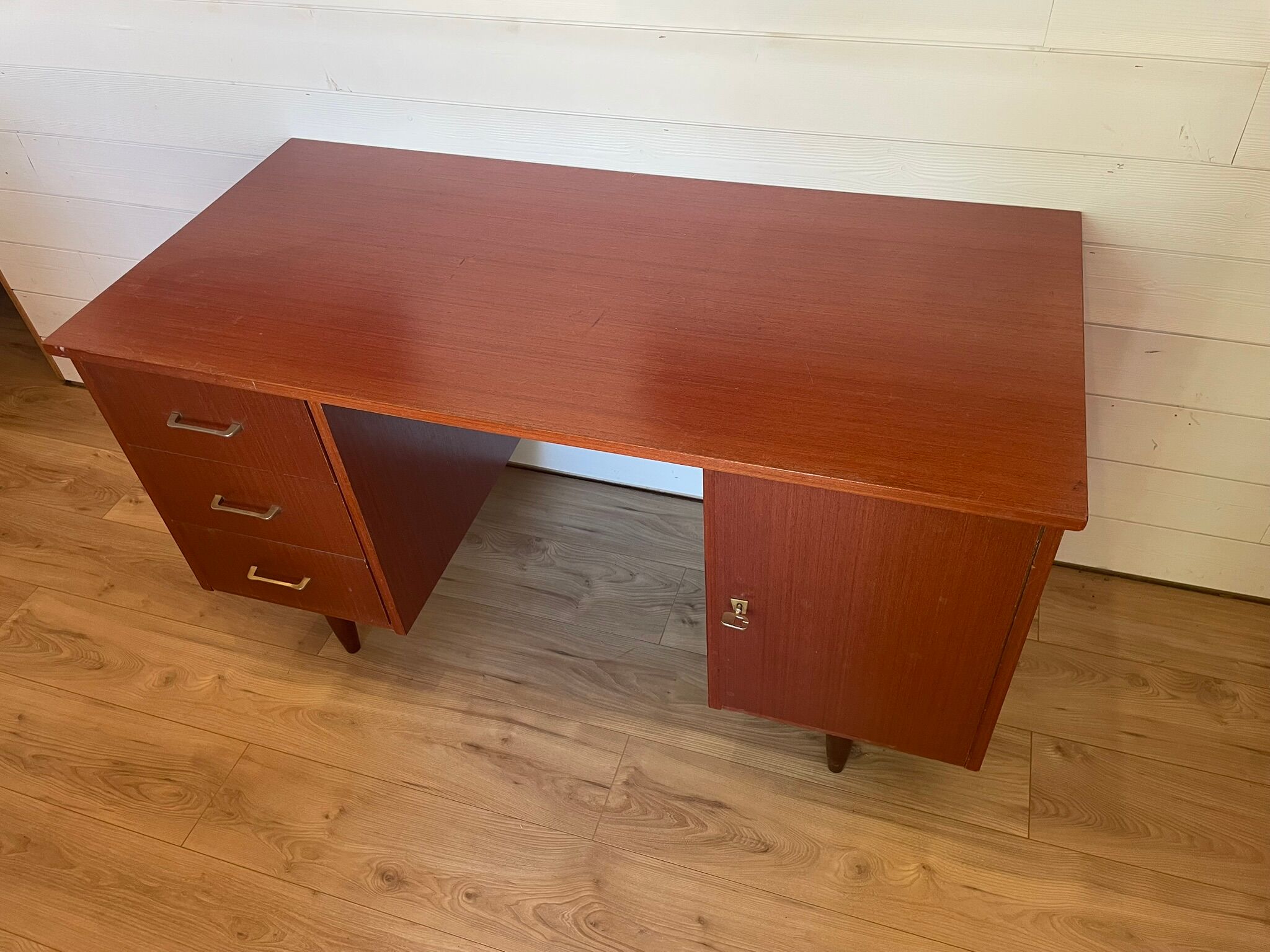 Bureau Double Caisson Vintage Capelle - Années 60 Teck/Acajou
