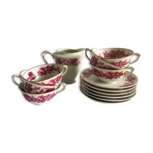 Service de tasse et sous tasse