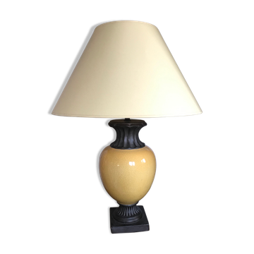 Vintage cracked ceramic lamp
