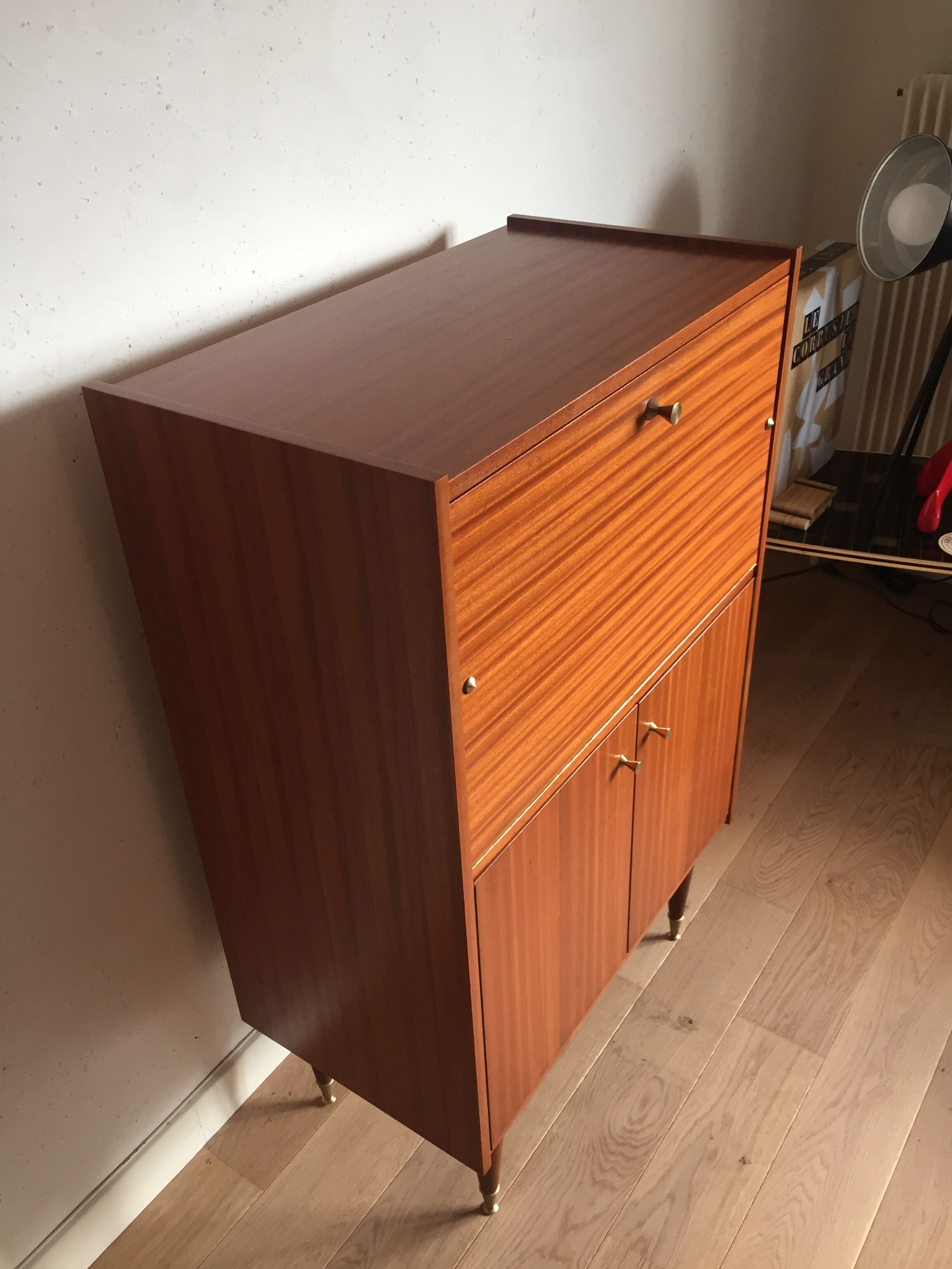 Child writing desk feet vintage 60