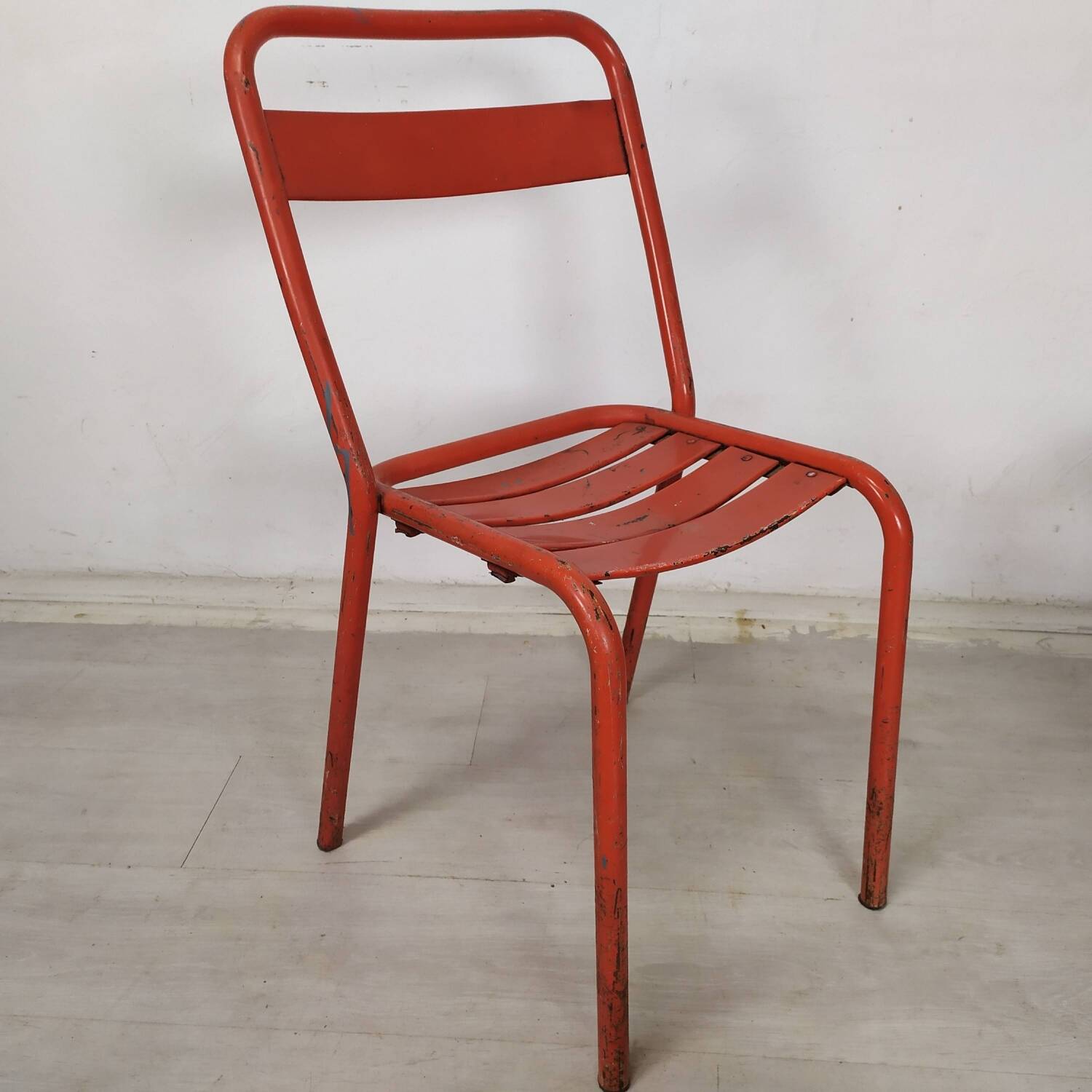 4 tolix metal bistro chairs