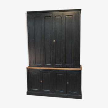 Two-body buffet in solid oak 1920 patinated black