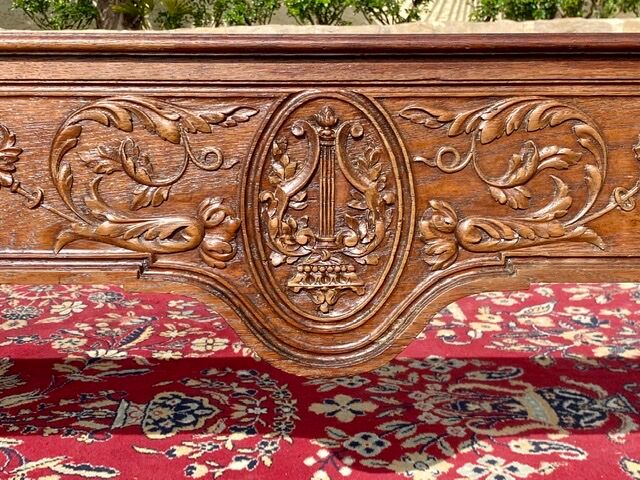 Pair of oak beds style Louis XV /Louis XVI