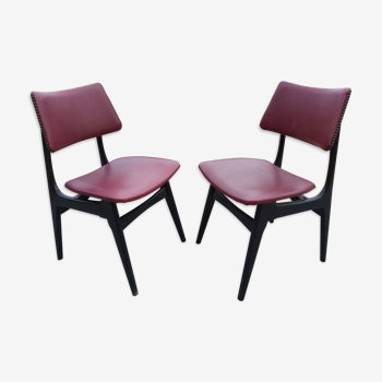 Scandinavian-style chair pair by designer Alfred Hendrickx in burgundy skai