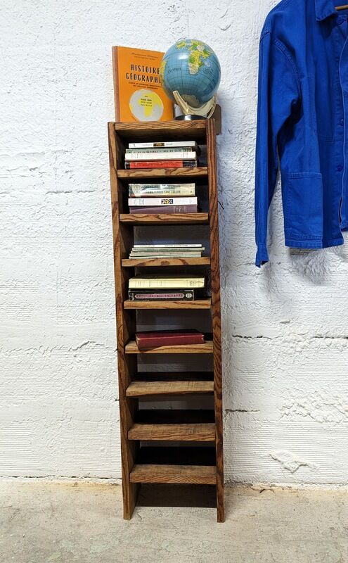 Wooden locker 8 boxes