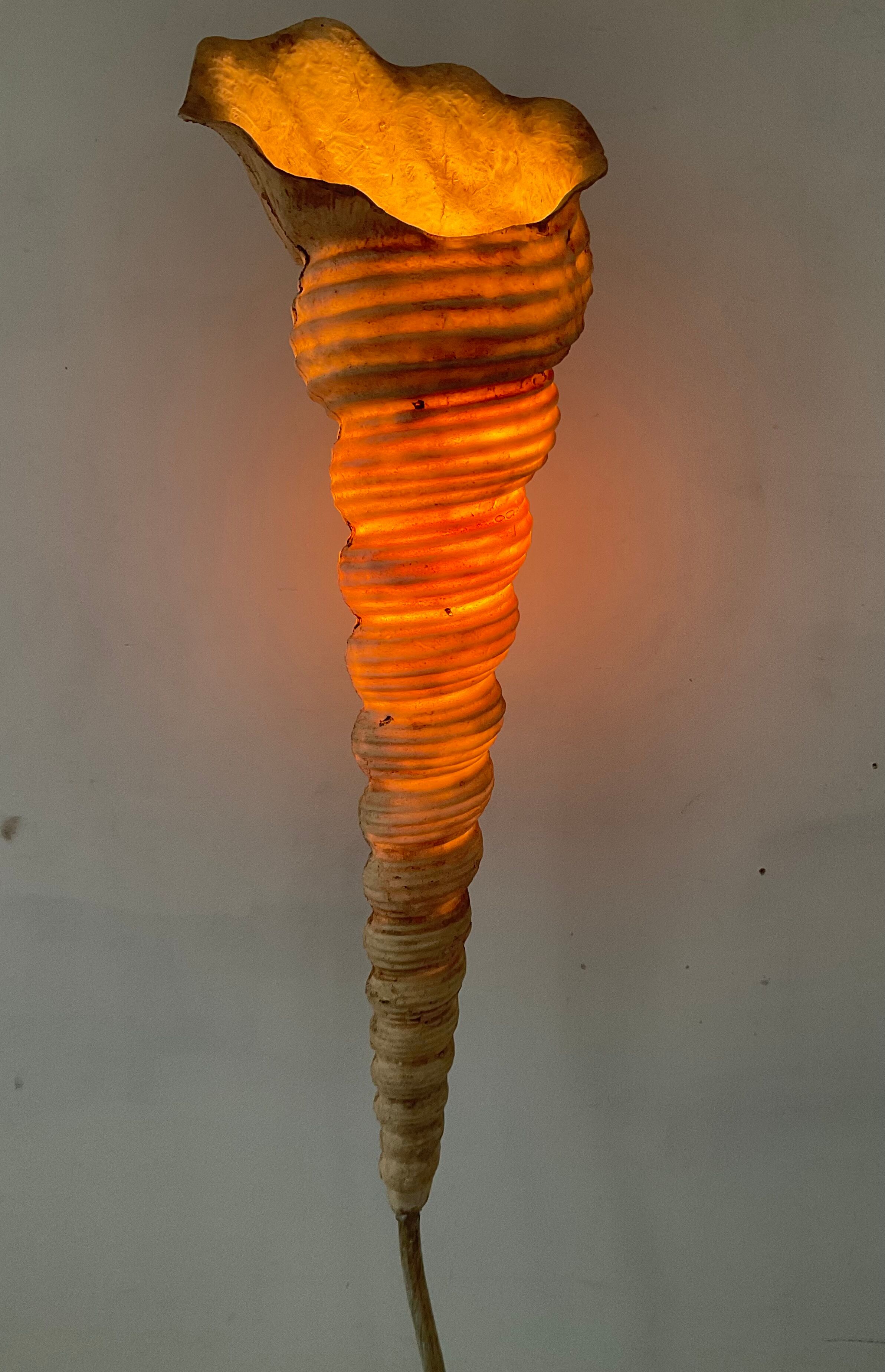 Floor lamp Shell "Ariell" by IIhan Koman 80s