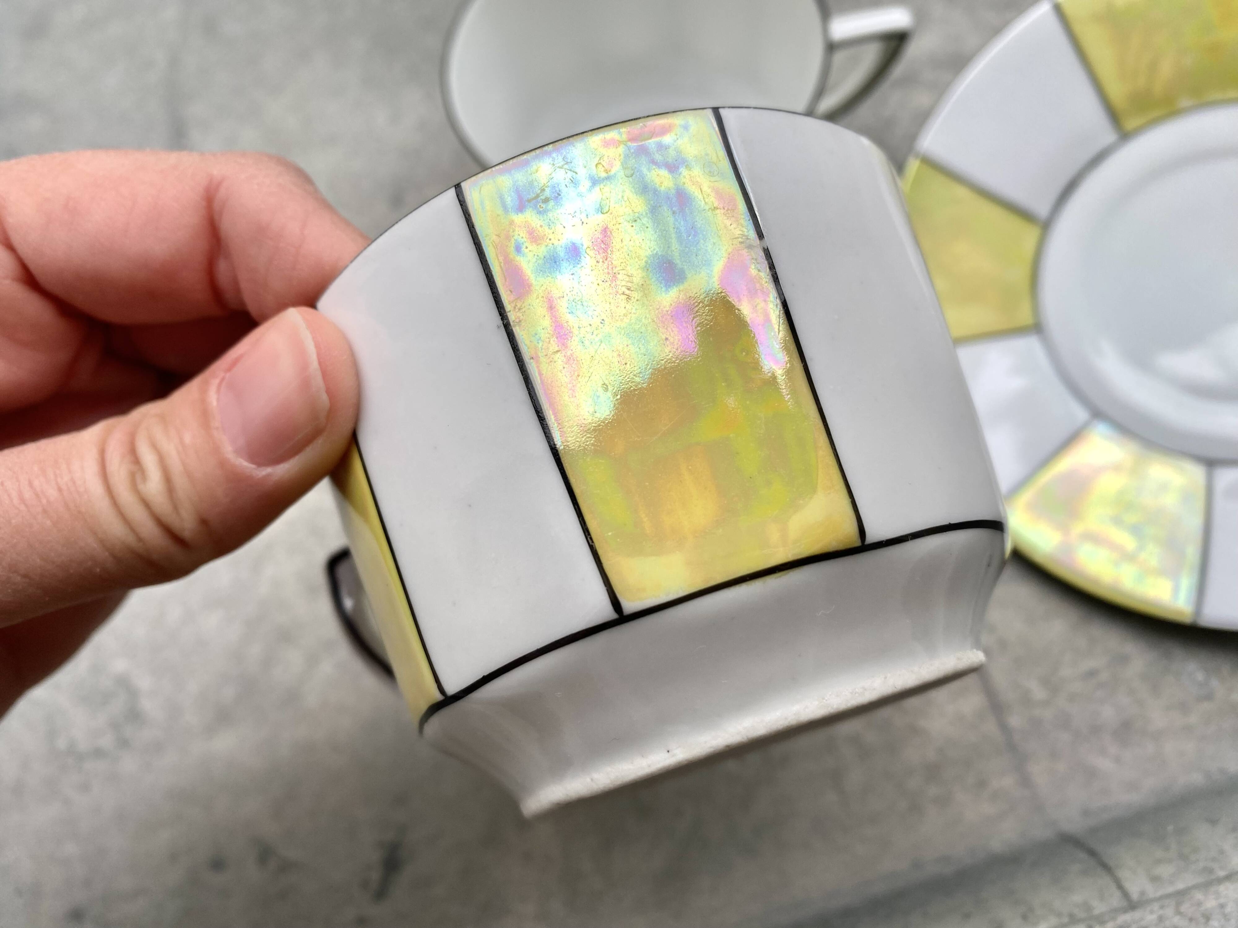 60s striped iridescent porcelain coffee service, 2 cups + 2 vintage saucers