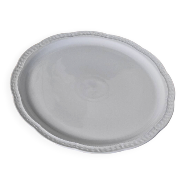 Plat en porcelaine
