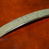 Set of six drawer handles in shagreen.