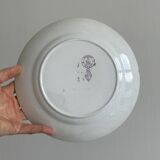 Plate with purple oriental decoration
