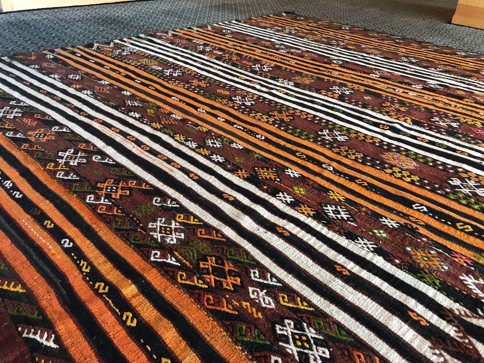 Handmade oushak kilim rug 300 x 210 cm