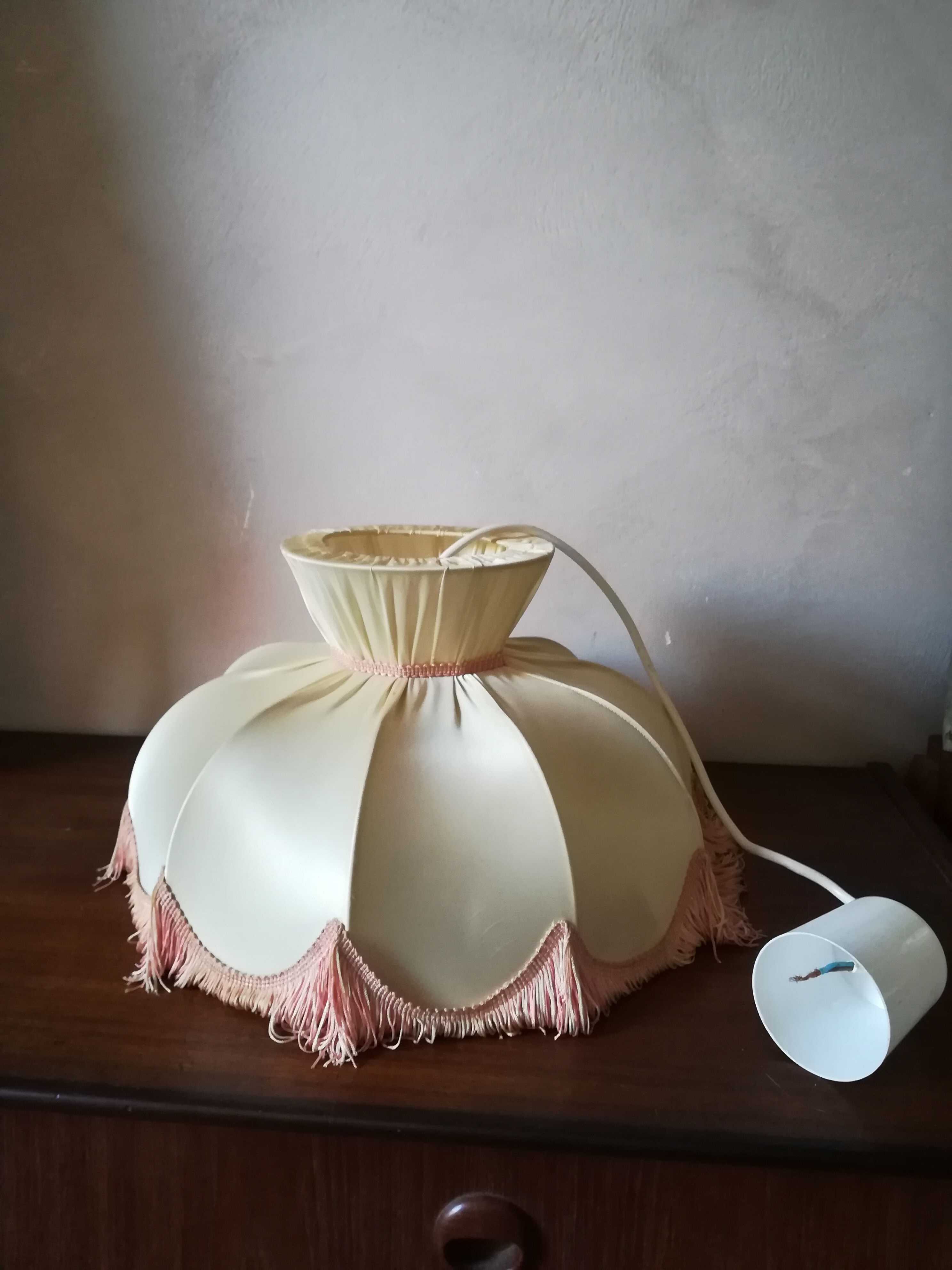 Bohemian fringed suspension