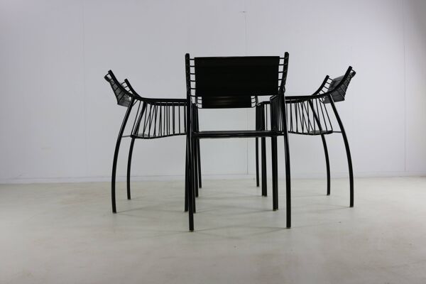 Ensemble de quatre chaises de salle à manger avec accoudoirs au design néerlandais par Ruud Jan Kokke.