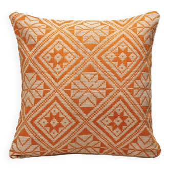 Dokmai orange cushion