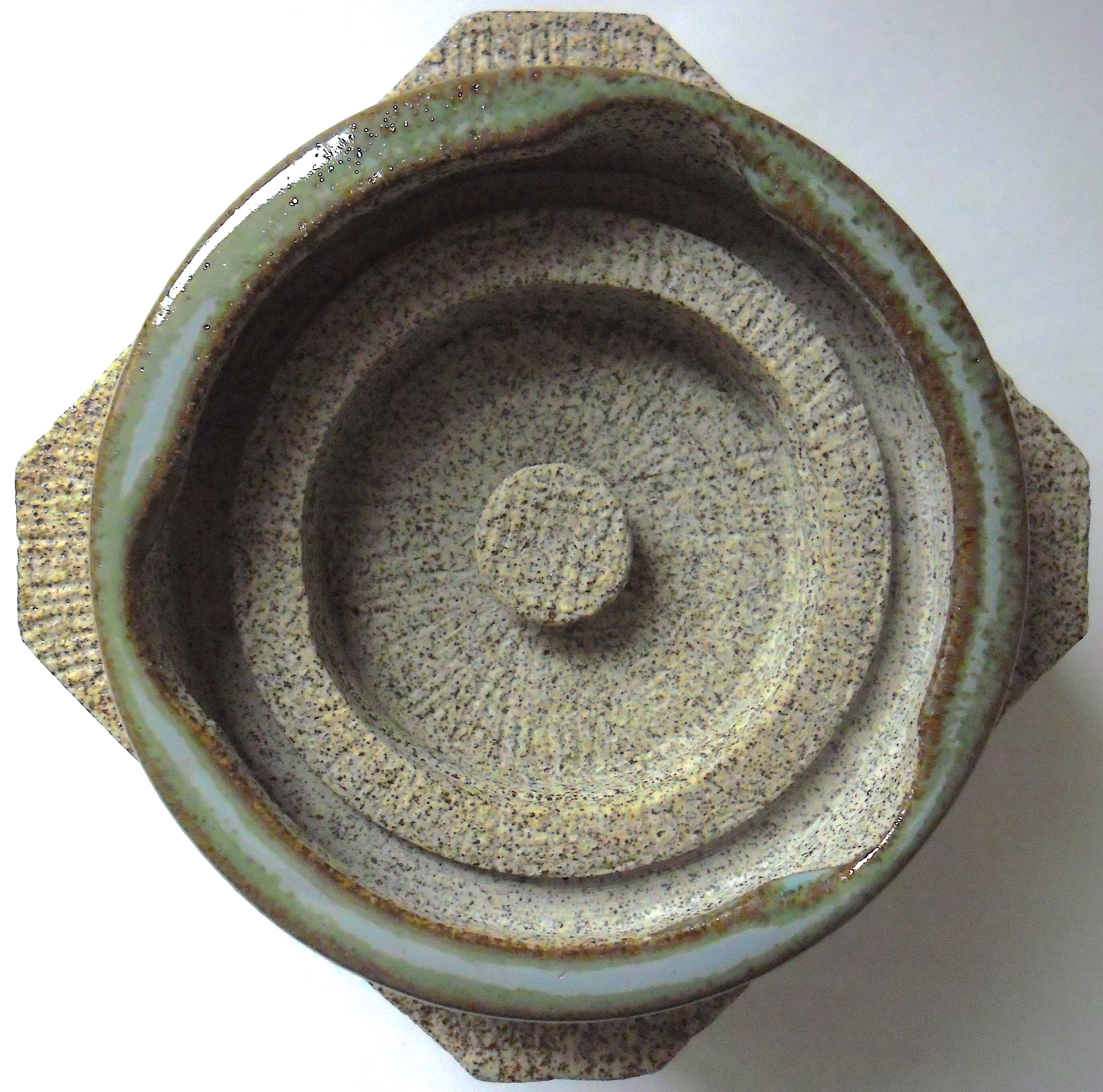 Pot à tabac en grès à émaillage métallescent par Lucien Brisoux (1878-1963)