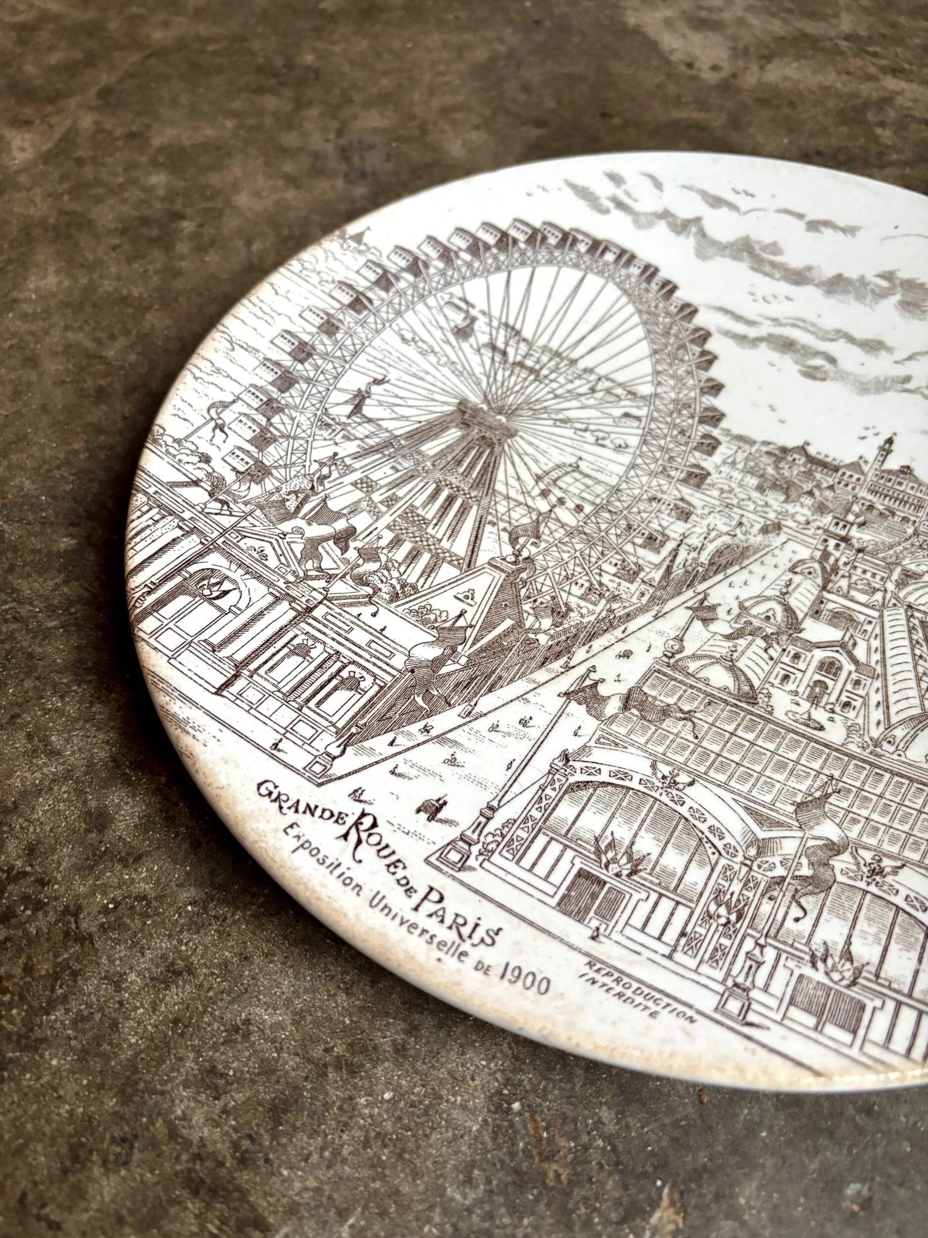 Brown earthenware plate "Universal Exhibition of 1900" No. 1
