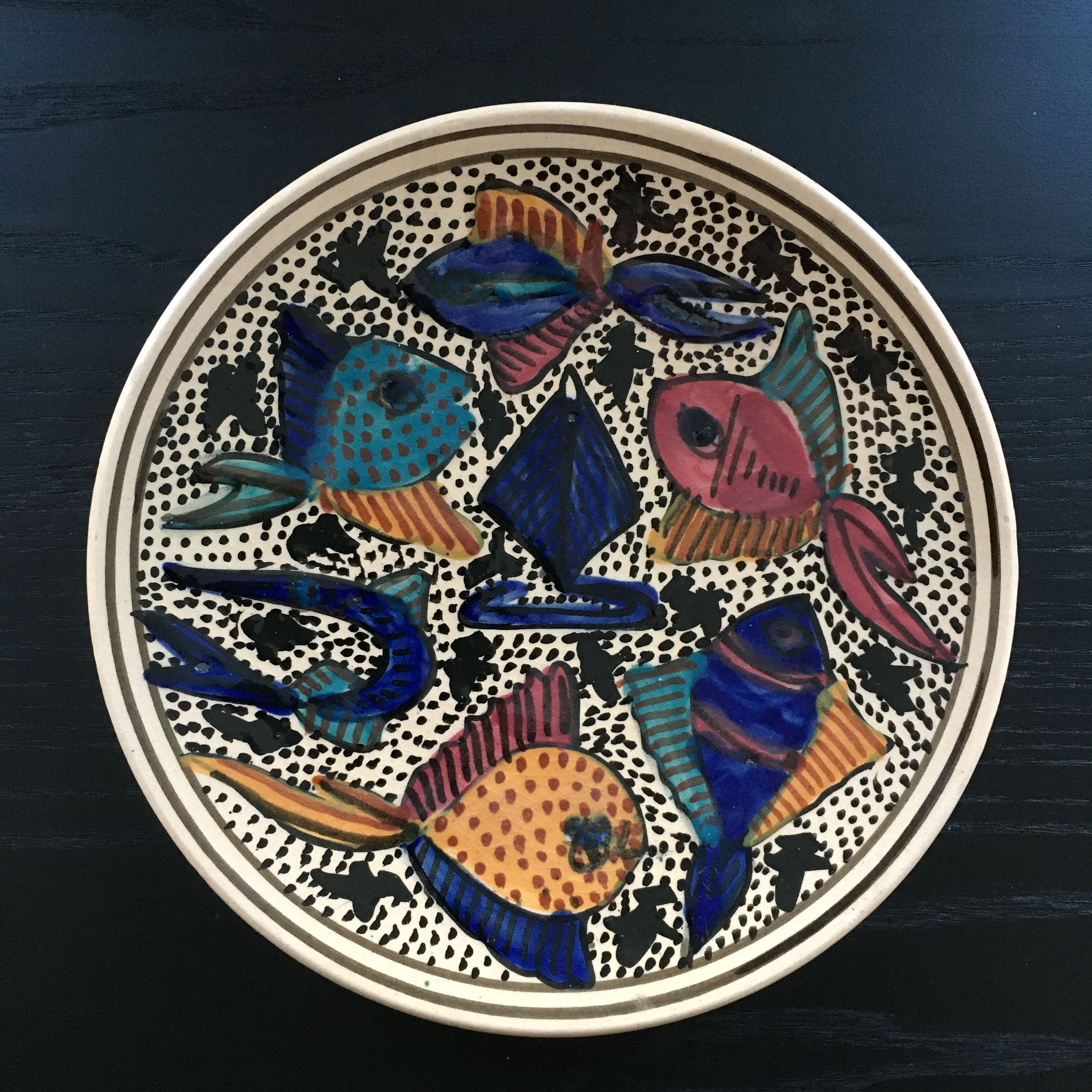Fish decorating plate