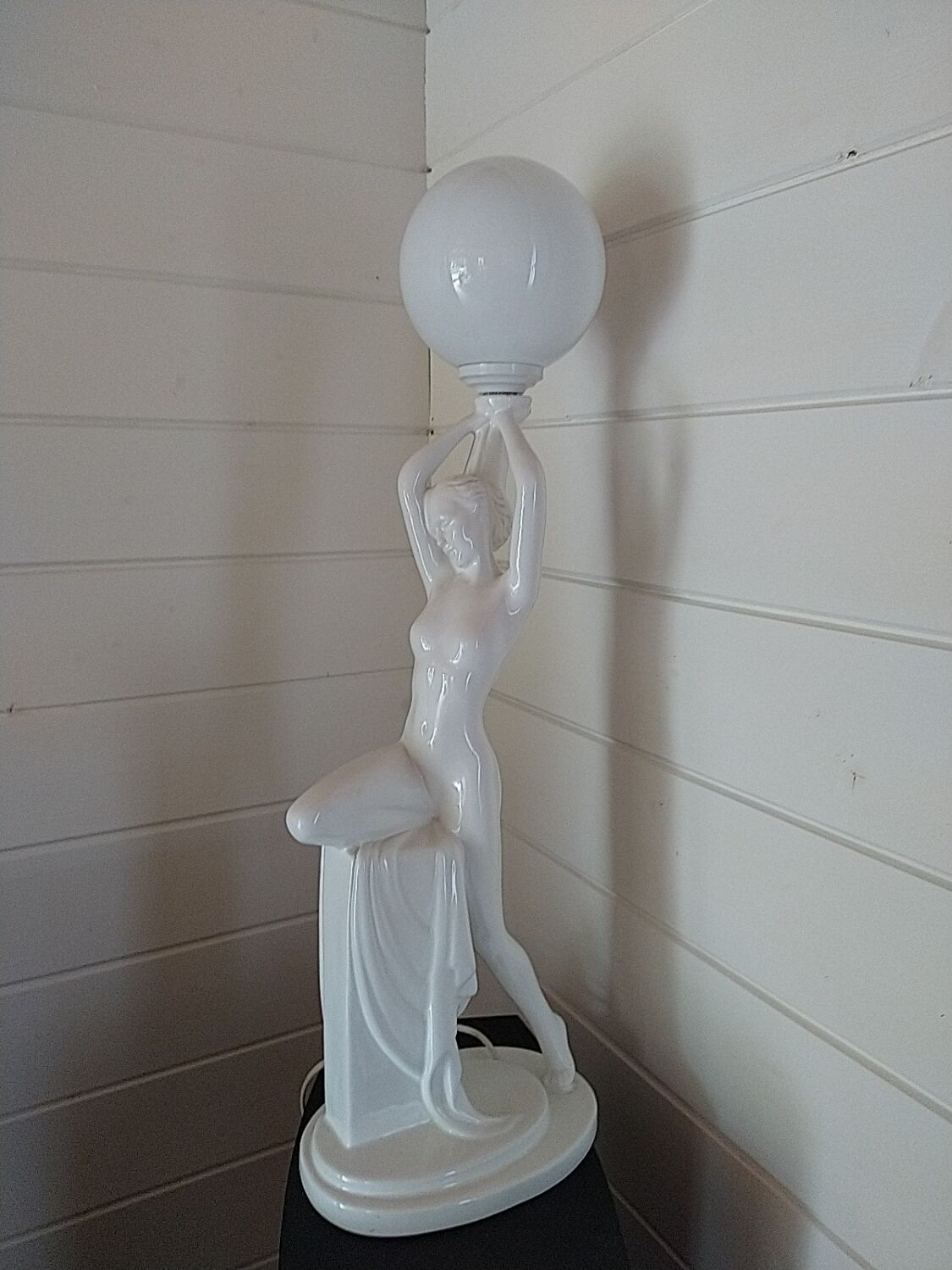 1970s lamp. Nude Art Deco style. 67cm.