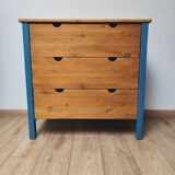 Solid pine chest of drawers