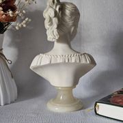Vintage female bust Italy