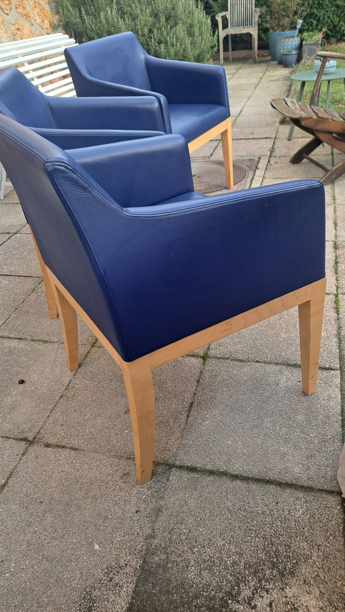 lot de 3 fauteuils en cuir Hugues Chevalier
