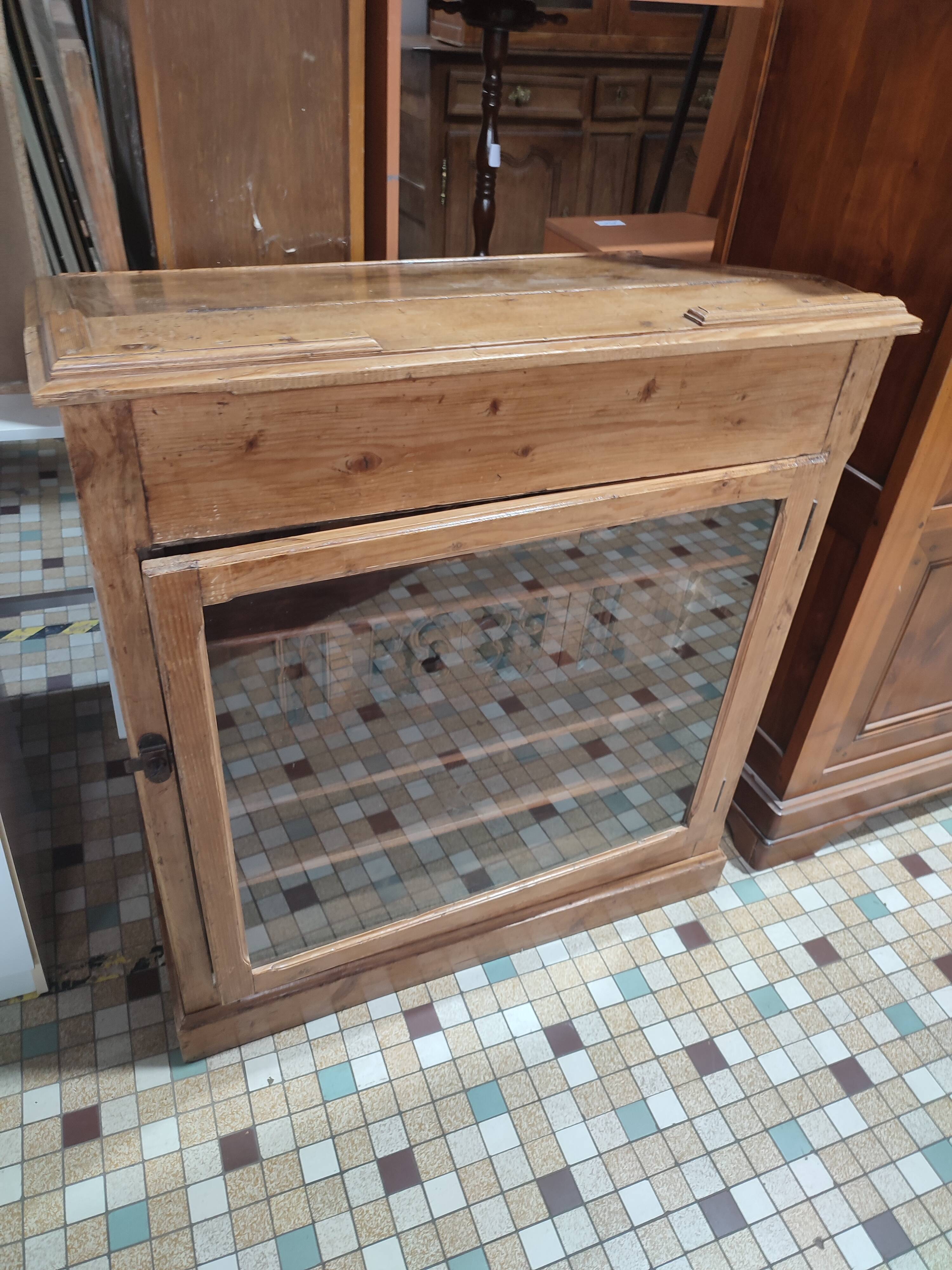 Meuble comptoir atelier église industriel bijoutier mercerie