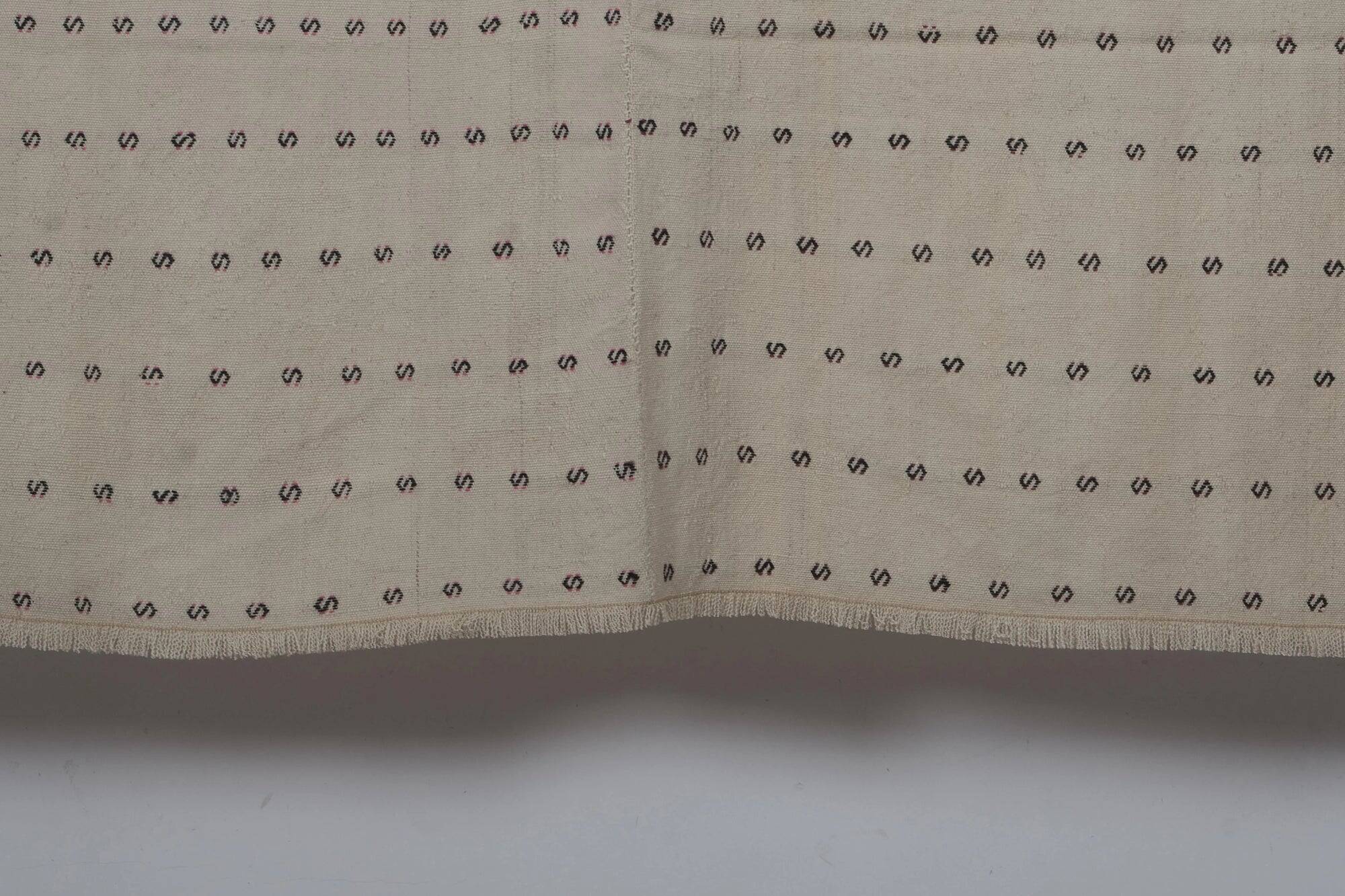 Vintage Turkish kilim, handwoven, 178x243 cm.