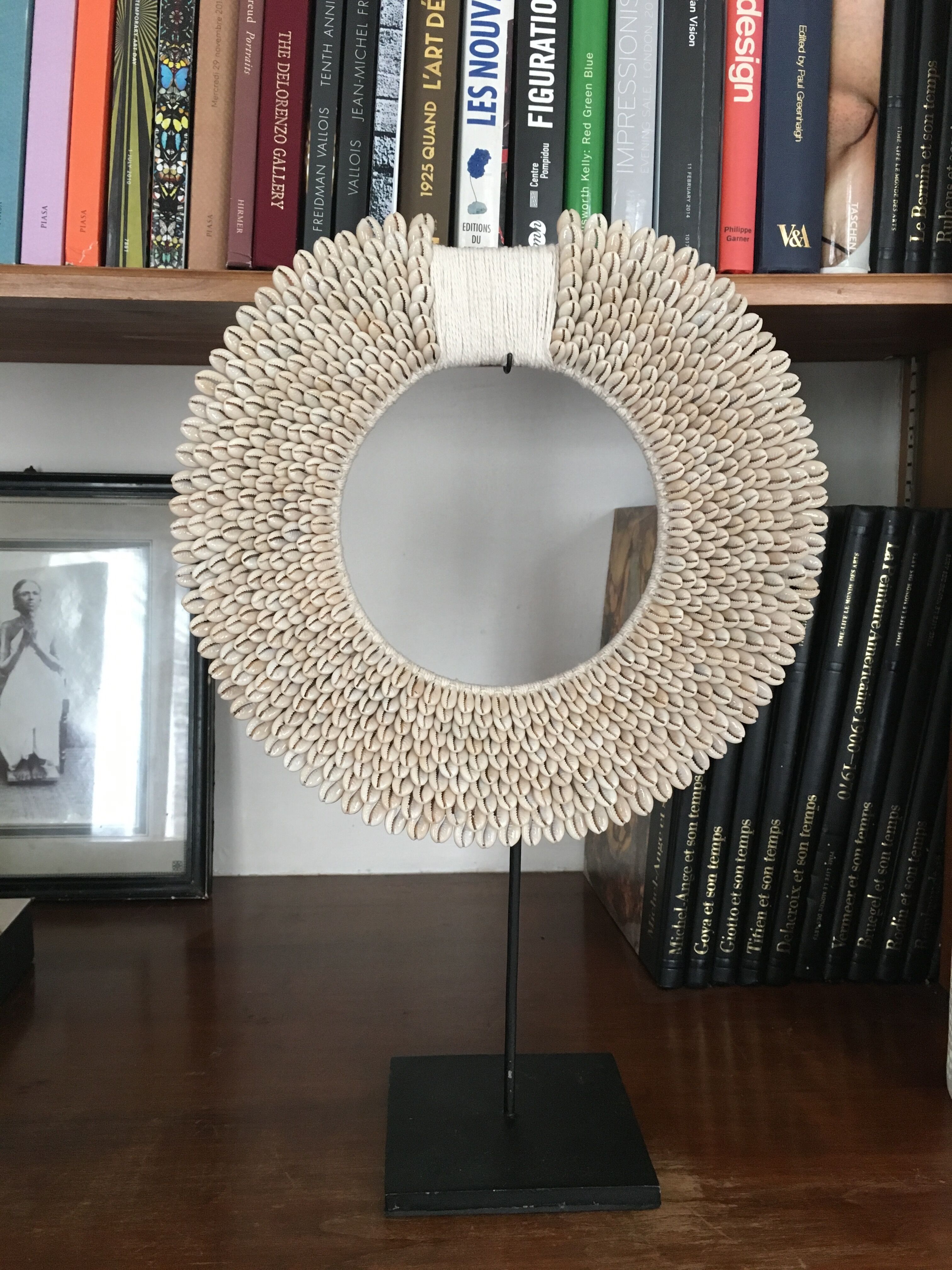 Sculpture tribal necklace Papou in shells