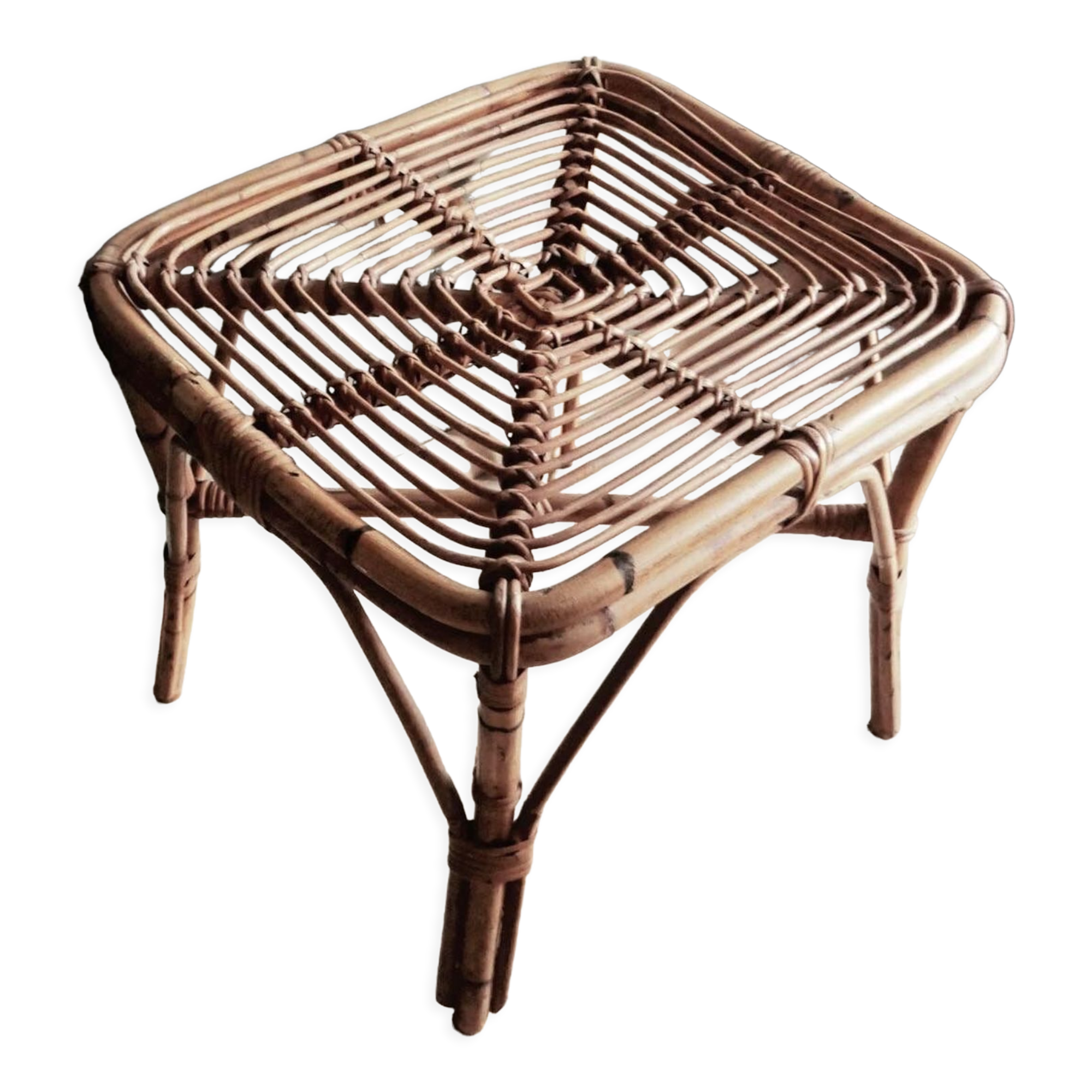 Rattan table