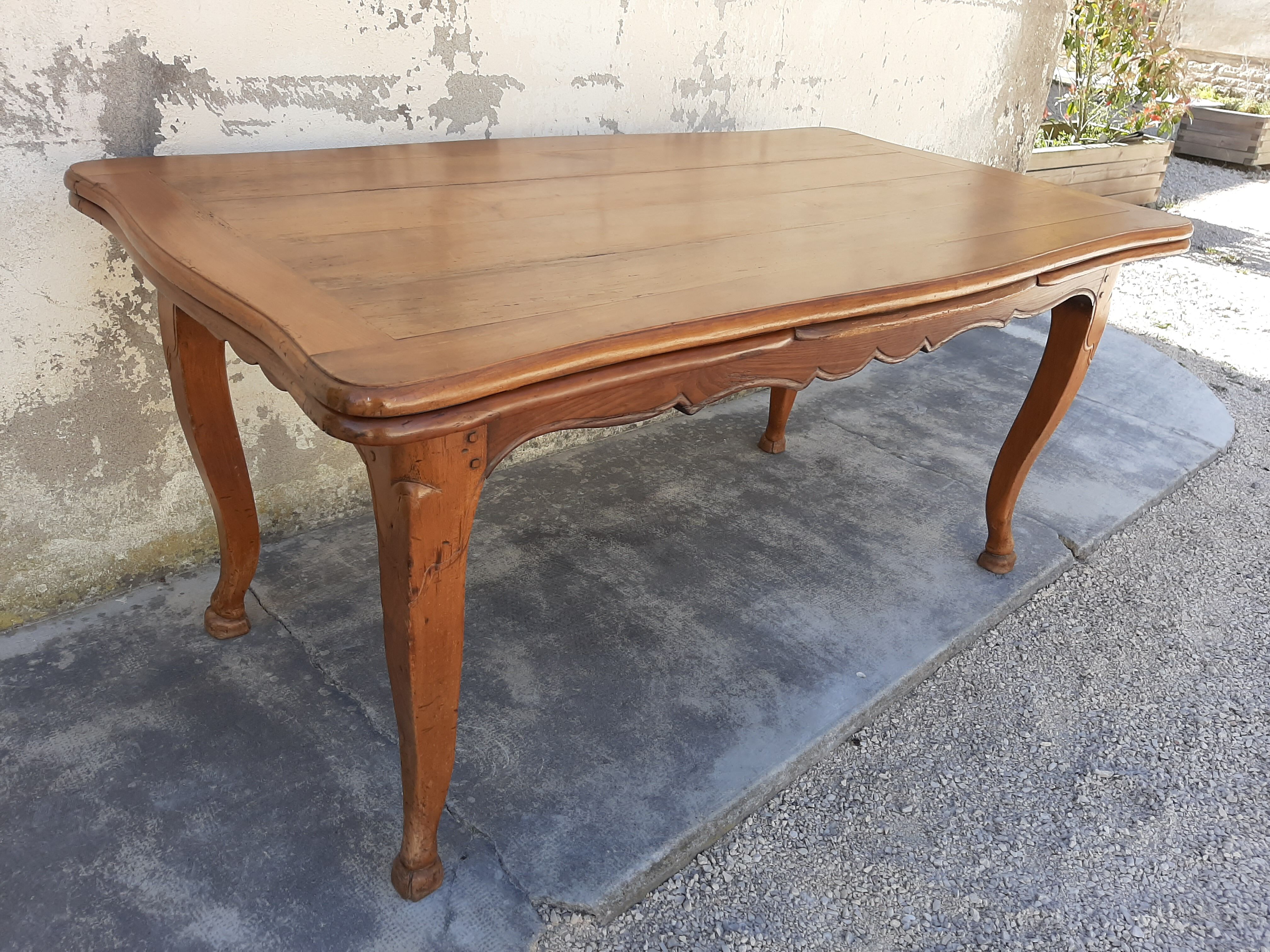 Table de ferme Louis XV en merisier 1900 pied de biche - 2m65