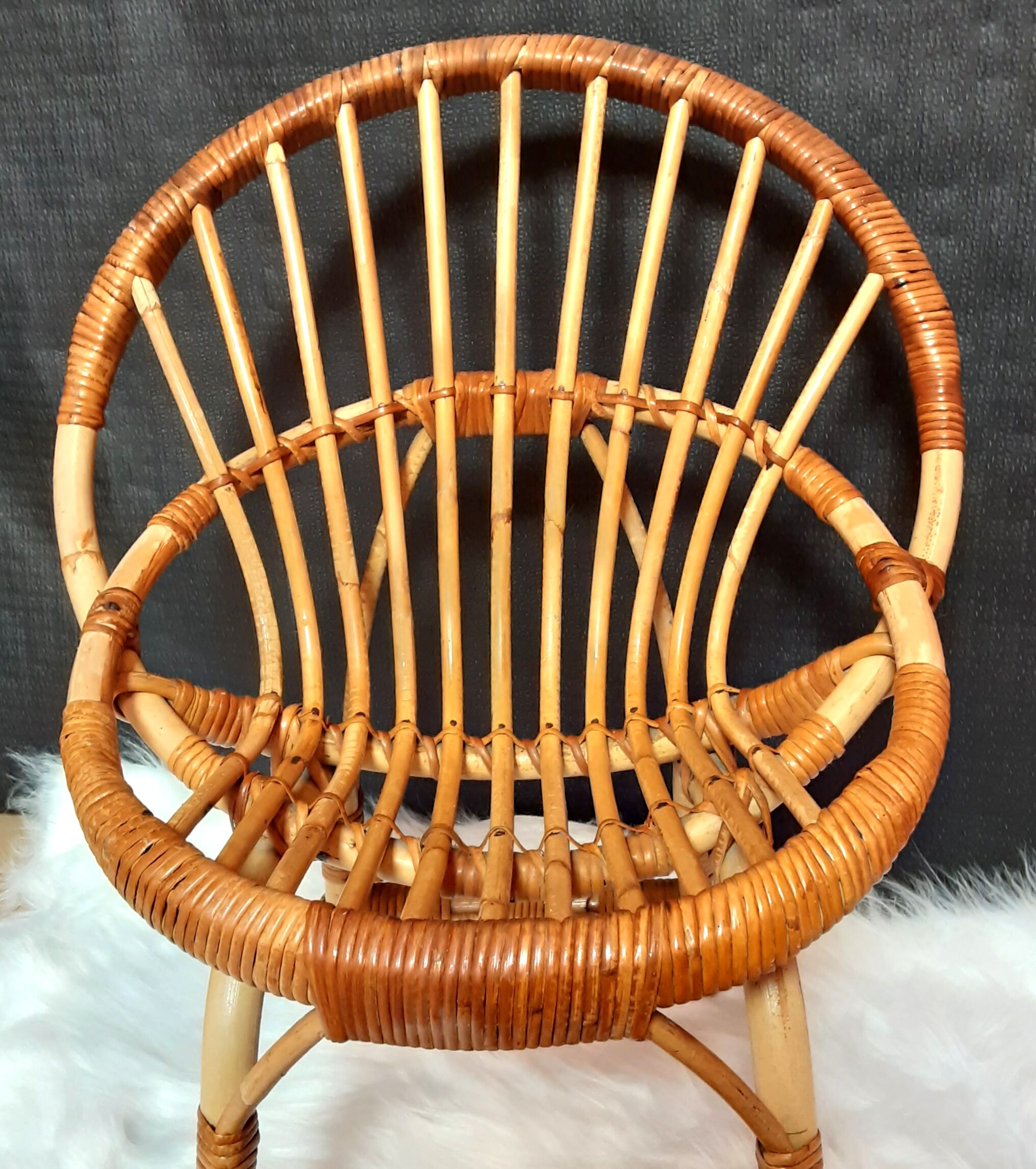Fauteuil enfant en rotin vintage