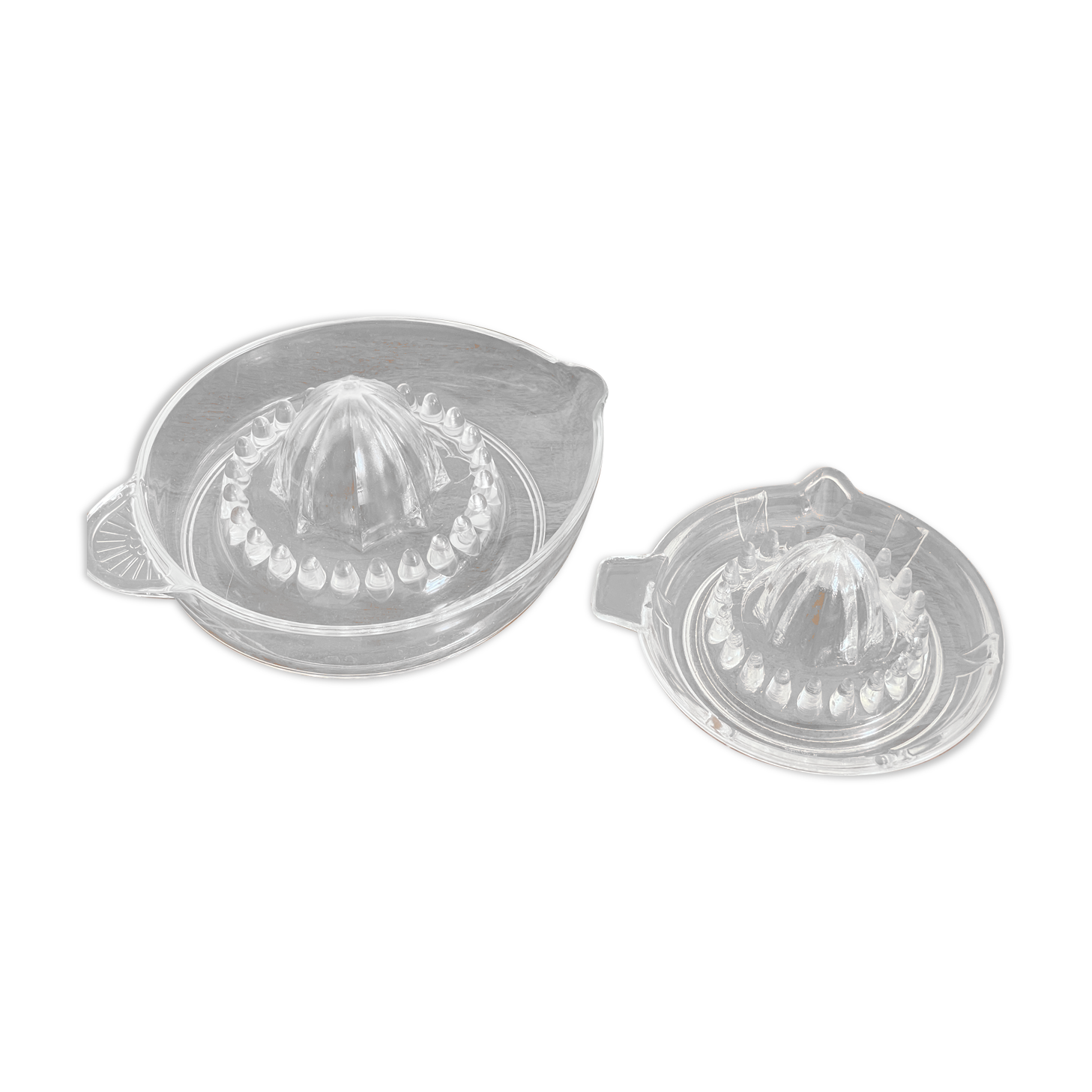 2 glass citrus presses